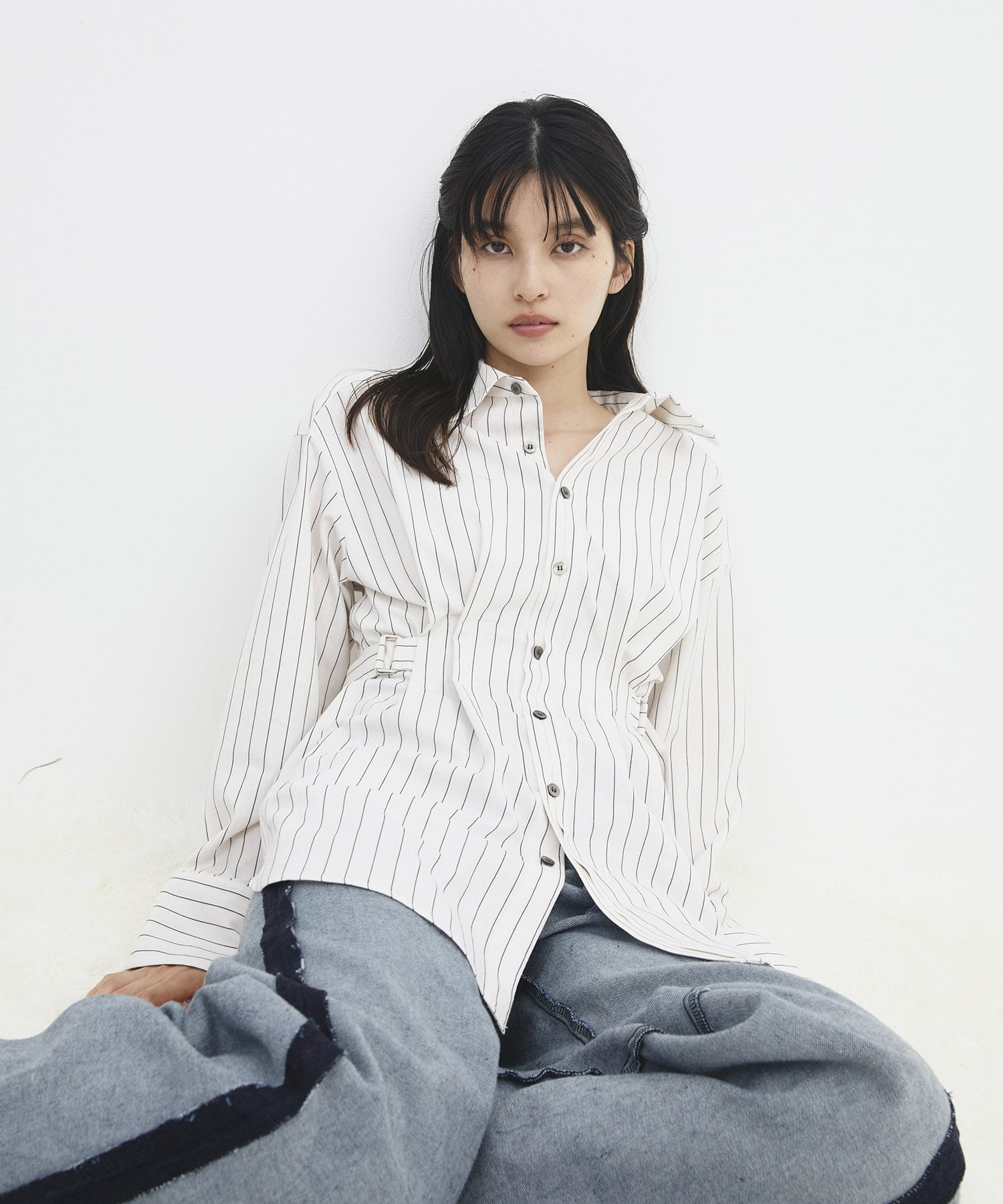 タックゴムシェイプベルトシャツ