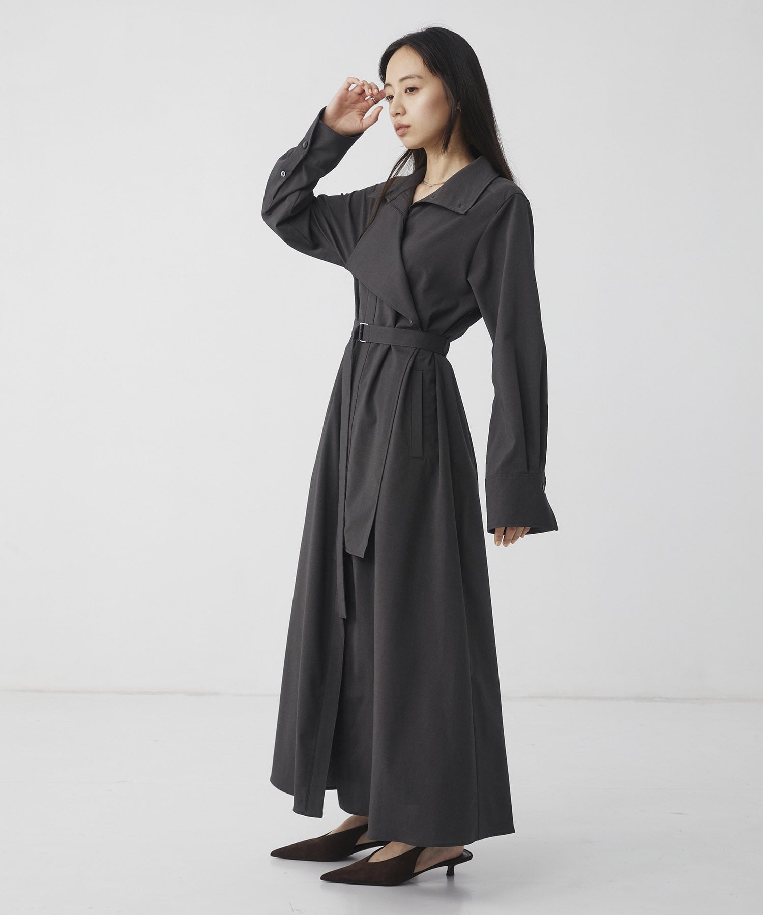 スタンドカラーラペルシャツワンピース