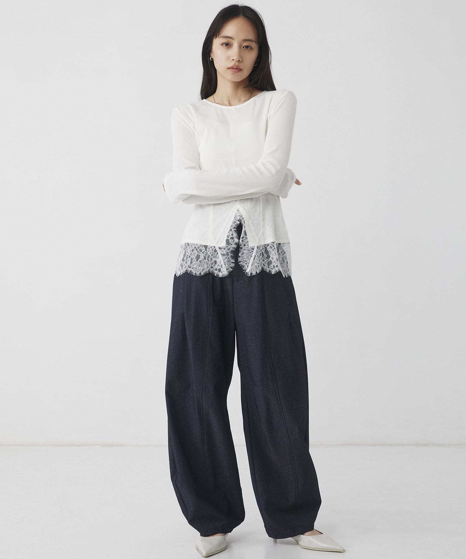 レースヘムスリットカットプルオーバー