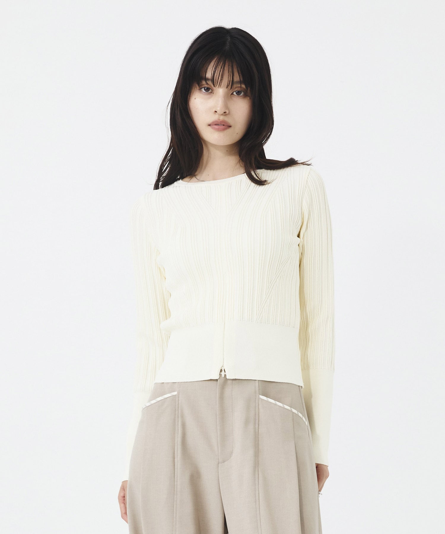 サーブルストレッチRIBニット