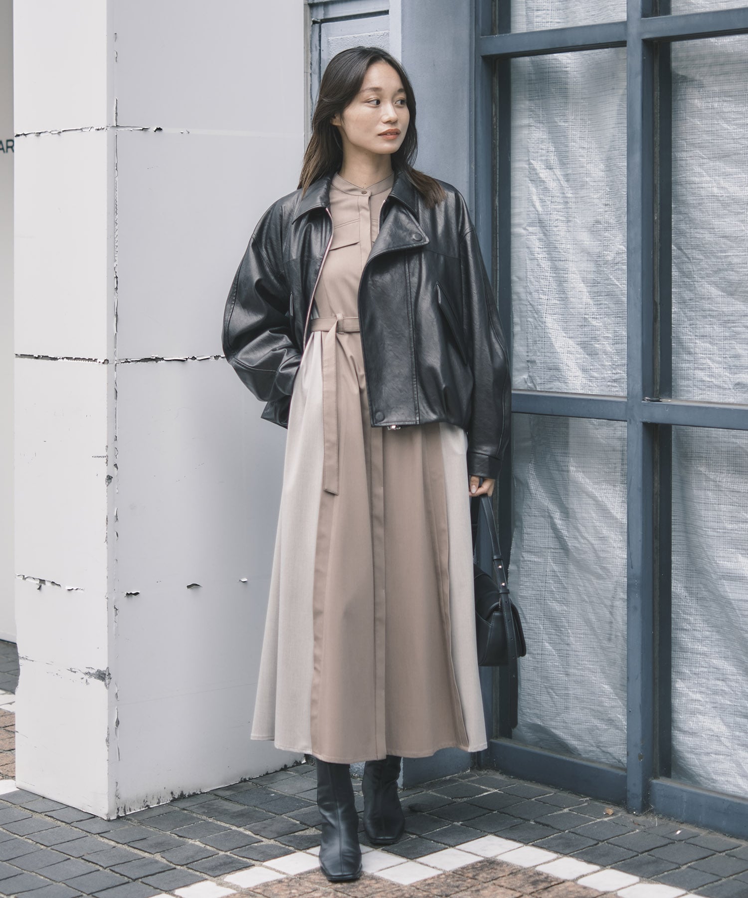 コクーンレザーボンバージャケット