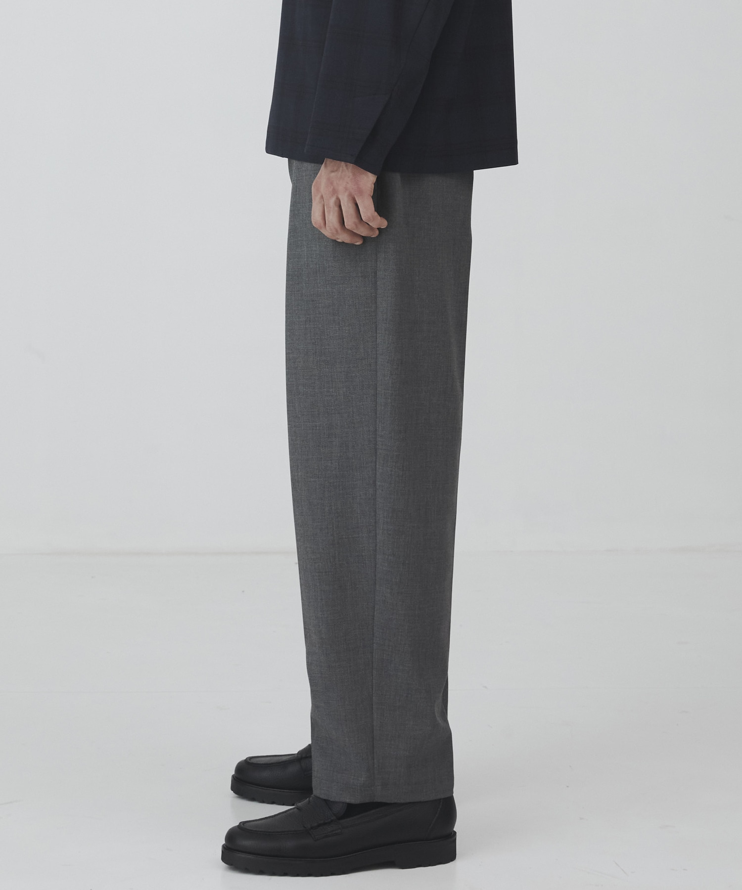 〈2026SS｜数量限定〉CARREMAN 1タックイージーパンツ