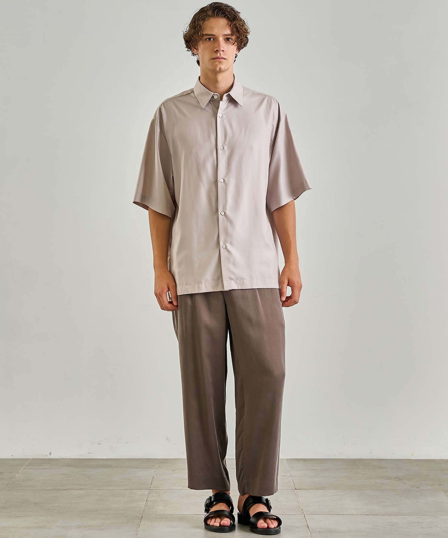 〈一部店舗限定〉DRY RAYON  ショートスリーブシャツ