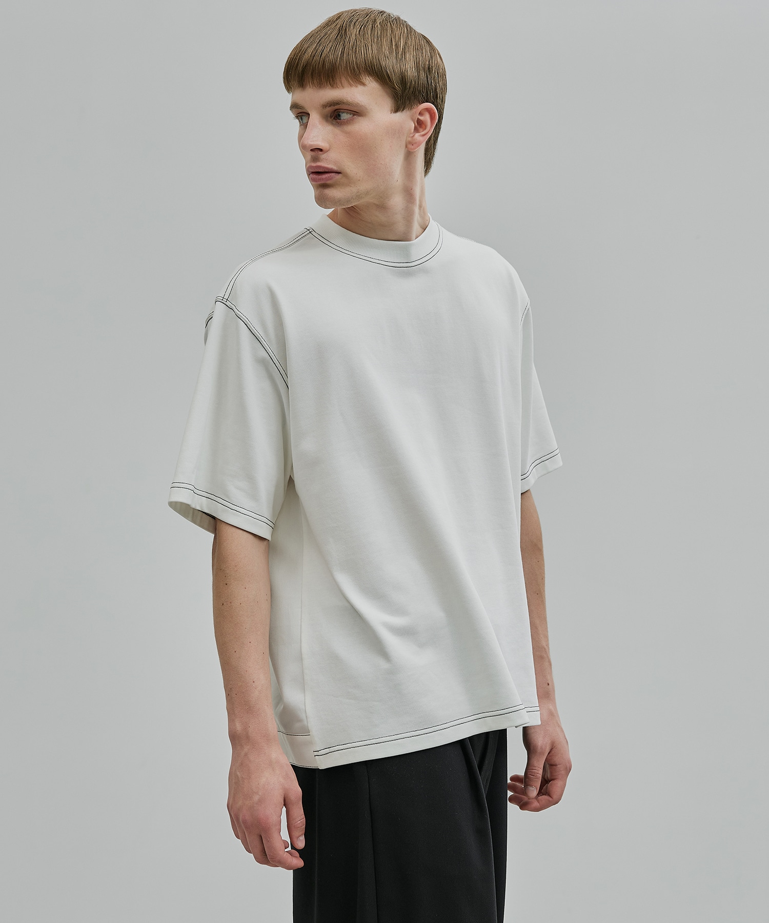 コントラストステッチドッキングTシャツ