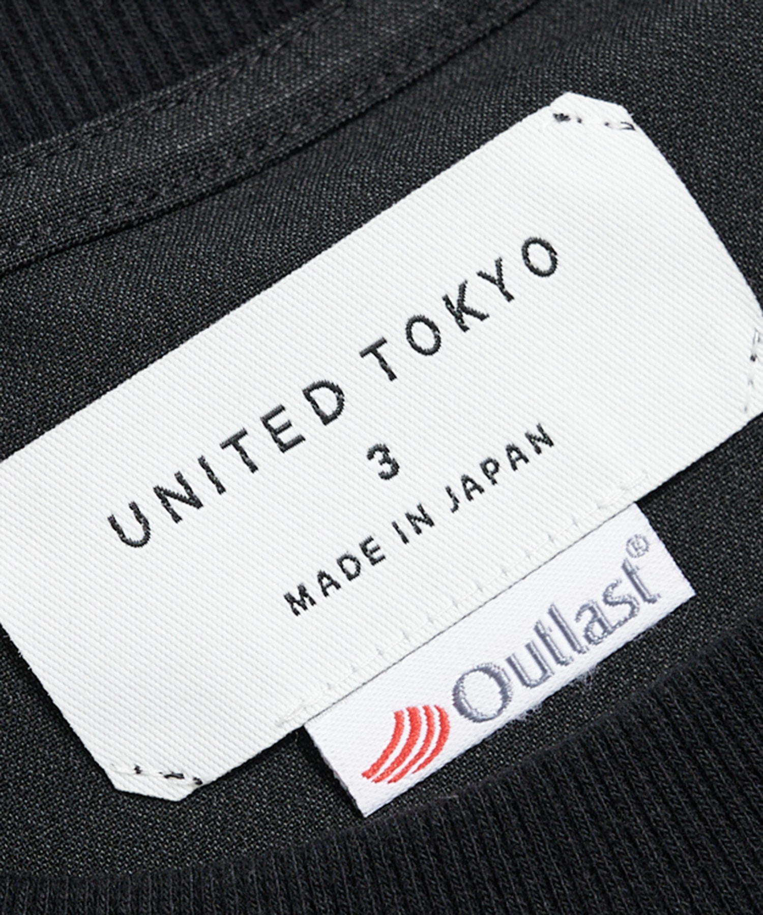 ×CF アウトラスト Tシャツ