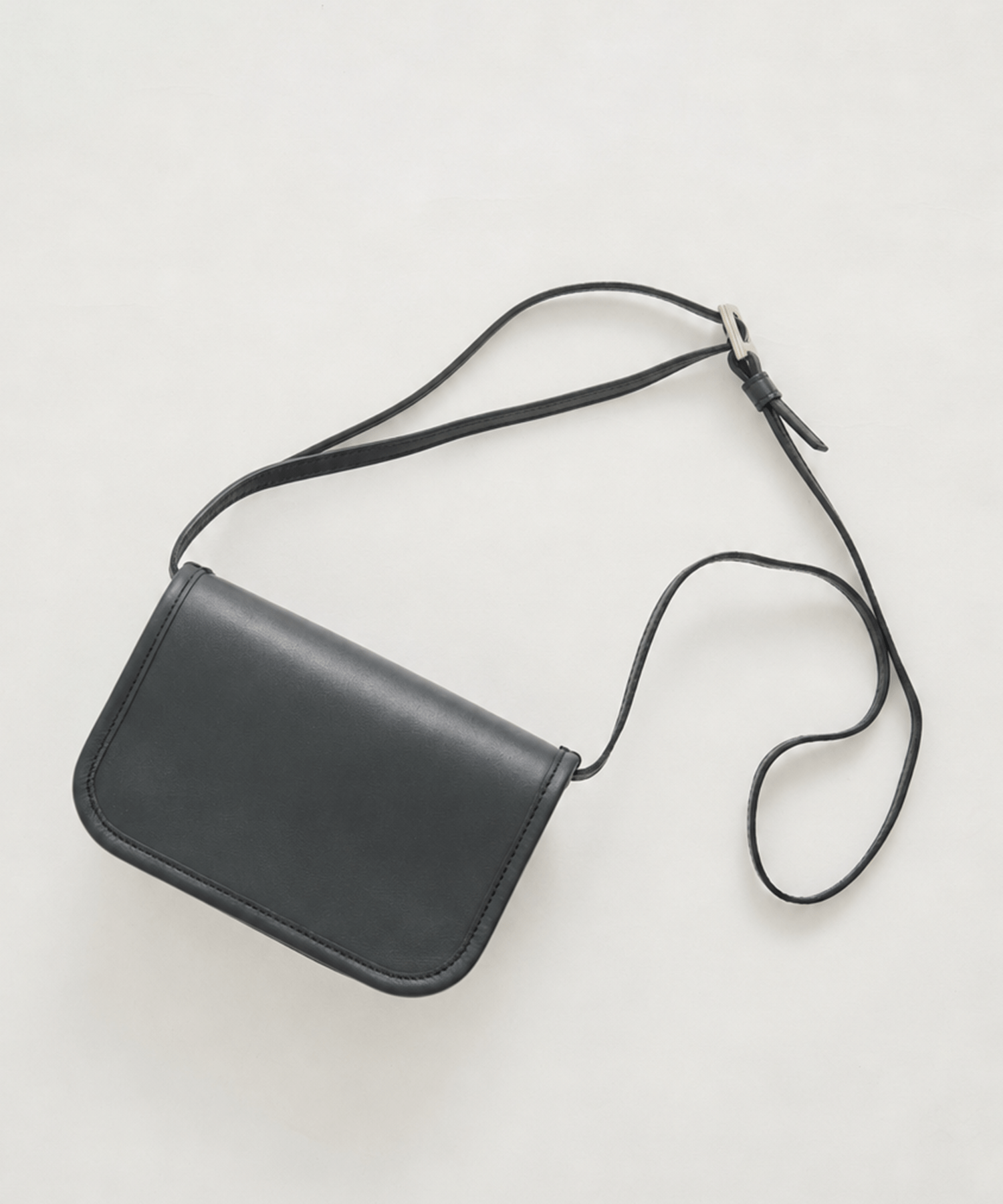 ×ITTI LEATHER WIDE POUCH
