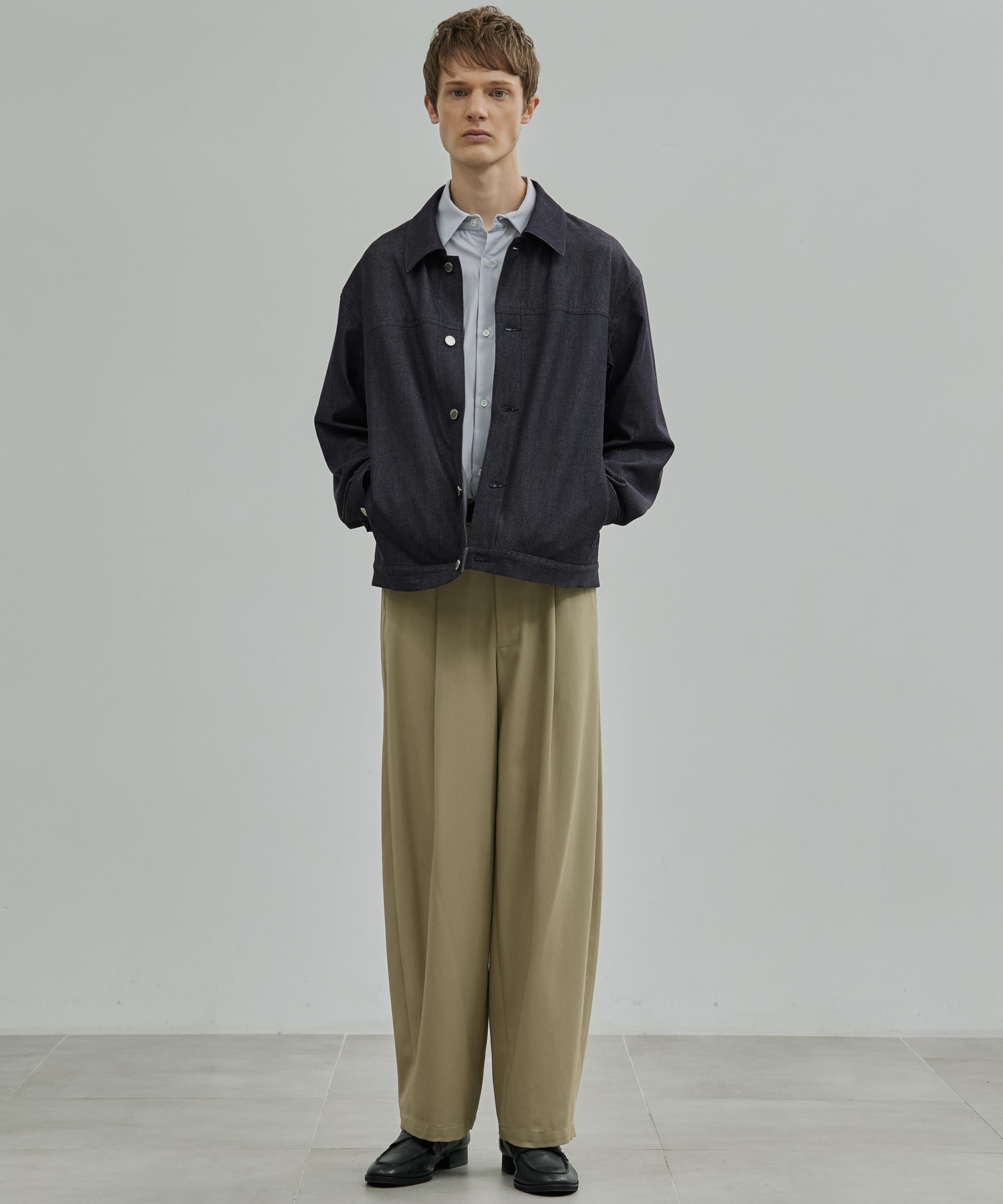 ハイツイスト バレルチノパンツ