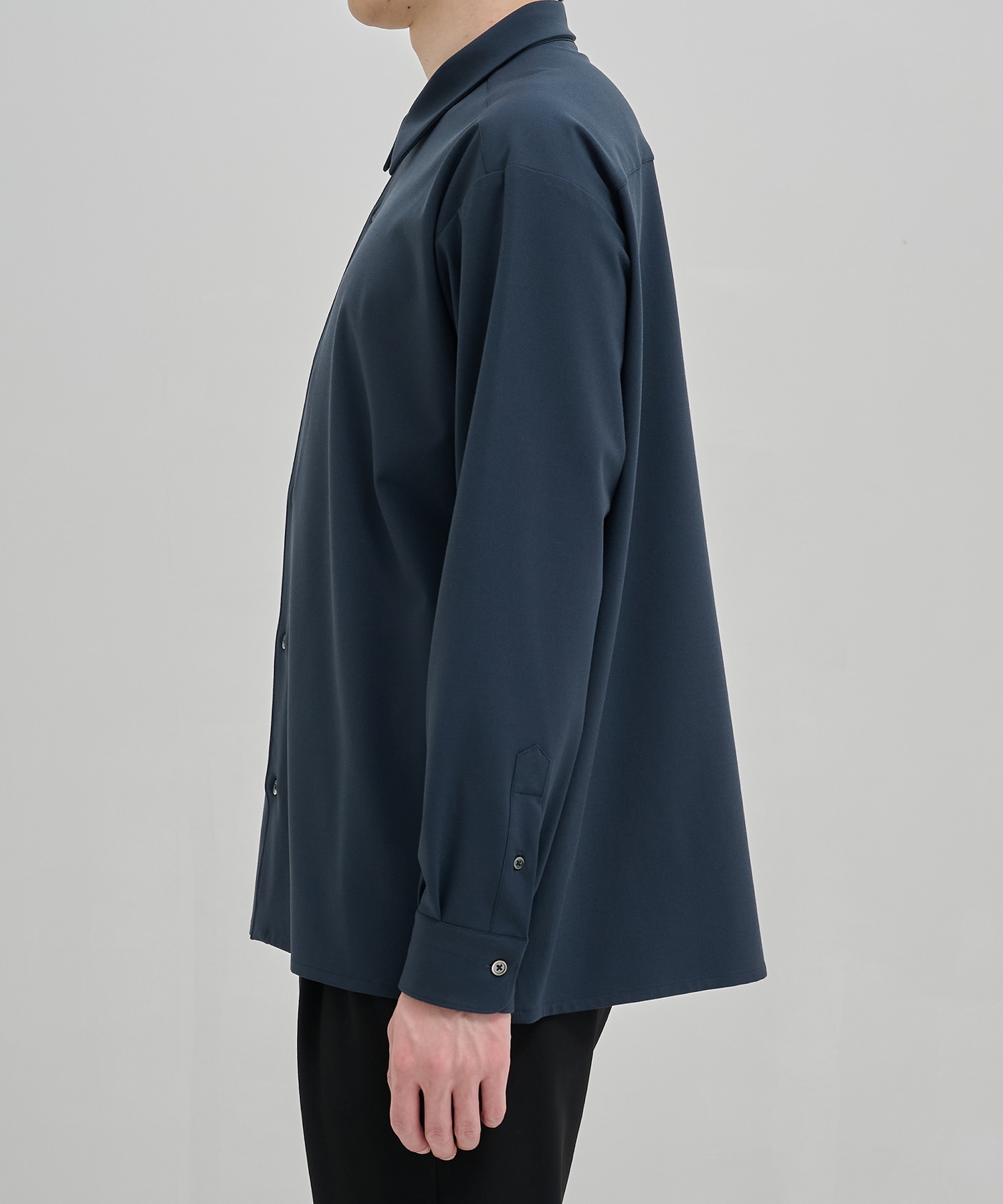 アウトラストロングスリーブシャツ