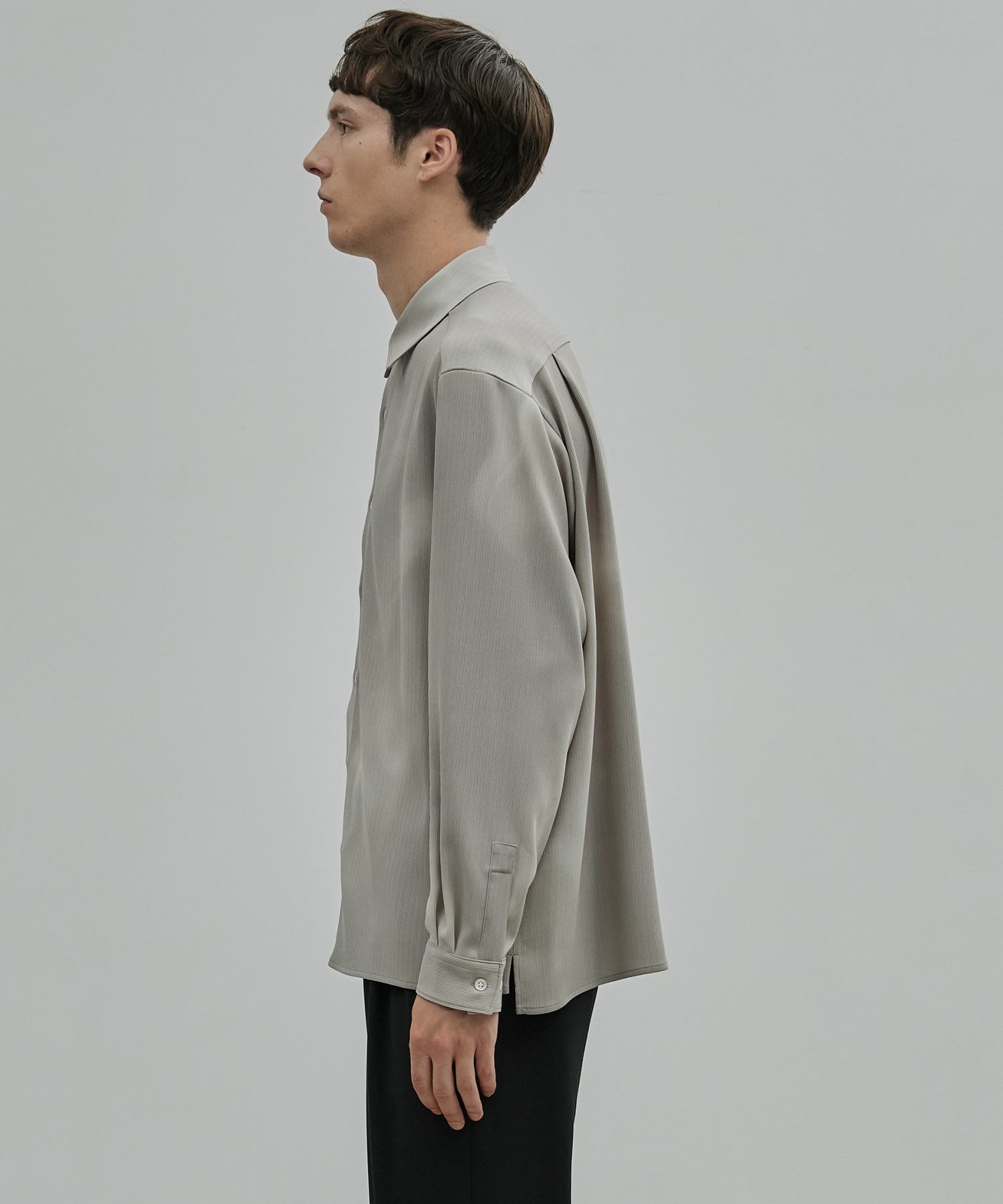 〈新発売〉COLD DRY GRADATION PLEATS ロングスリーブシャツ