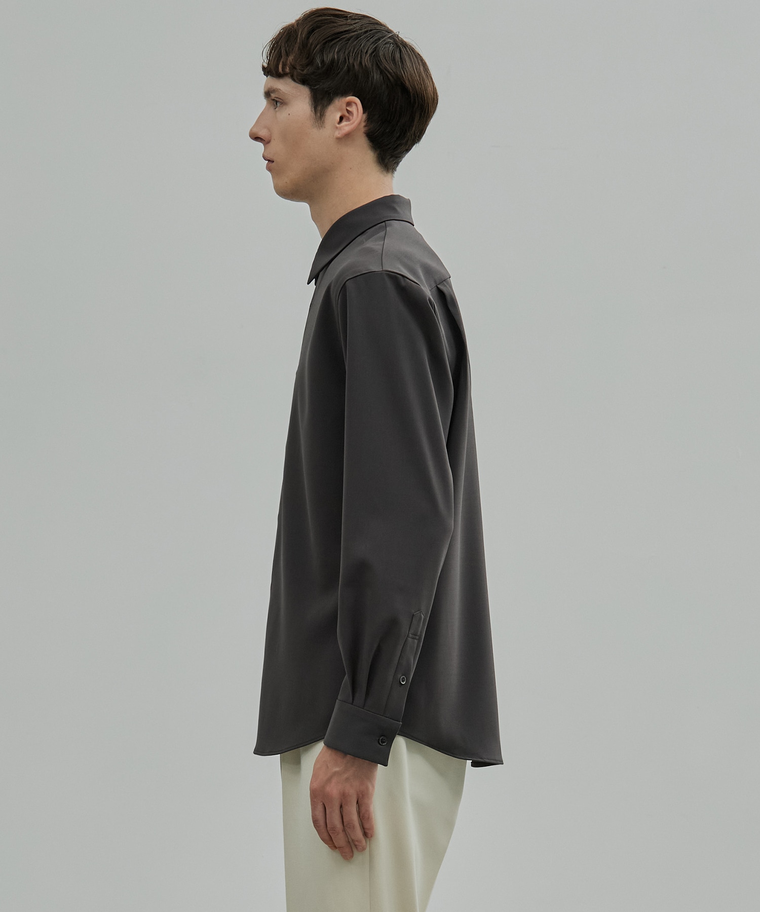 〈新発売〉Dry Twist レギュラーカラーシャツ