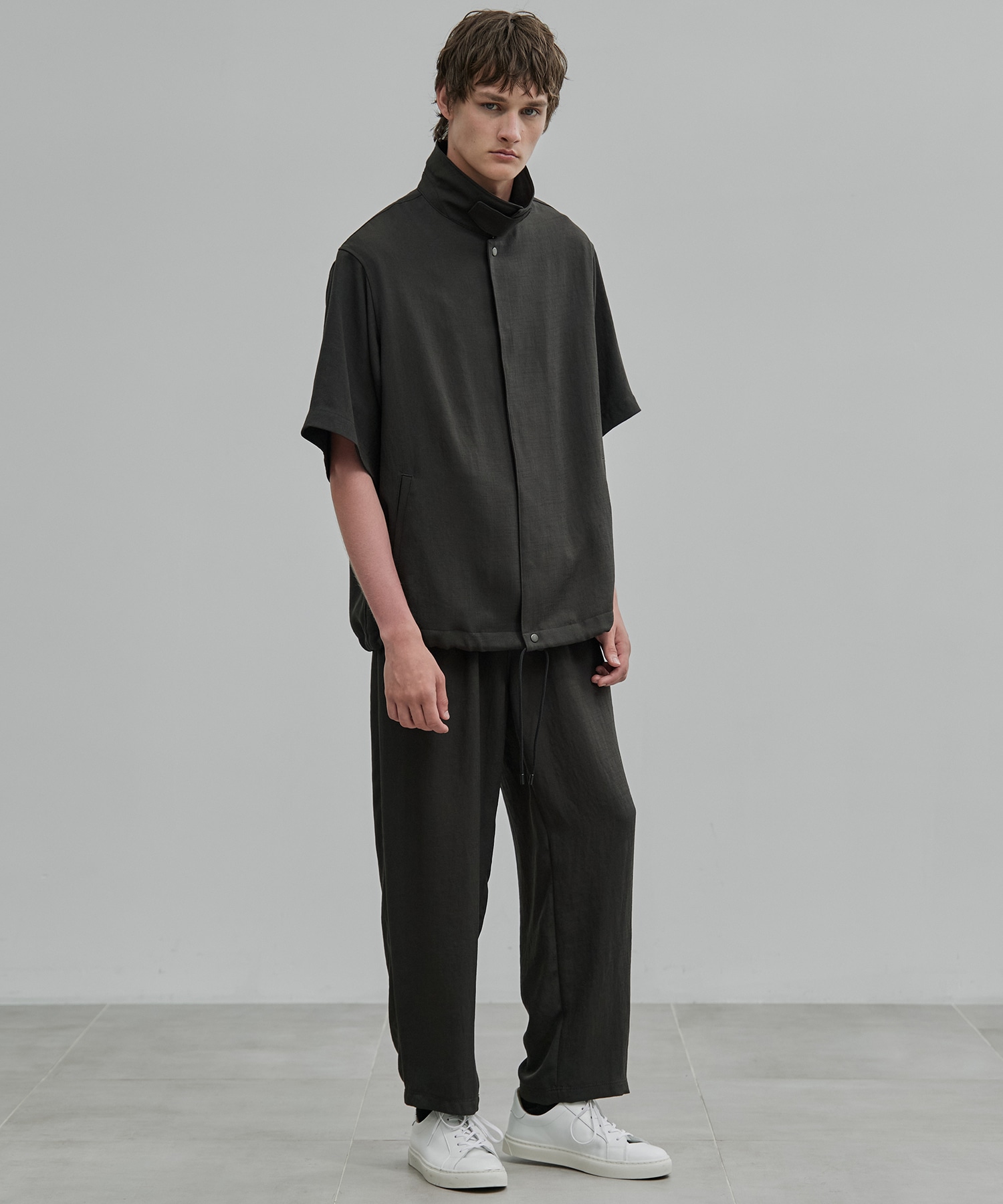 〈新発売〉MODERN SILK LINEN イージーパンツ