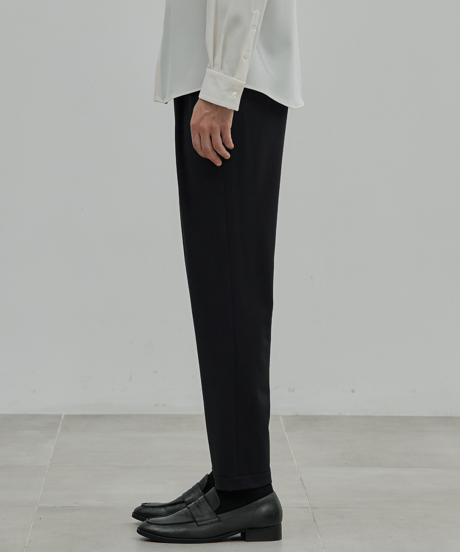 〈新色〉アウトラスト 2タックスラックス