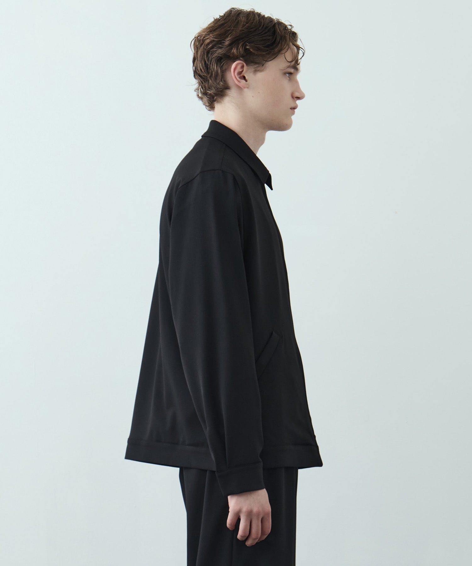 〈WEB限定〉アウトラスト ジップブルゾン