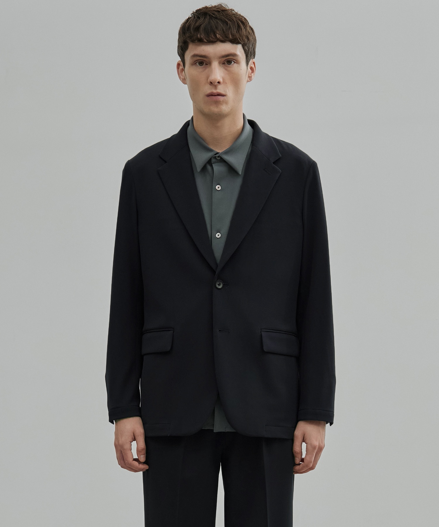 〈新色〉アウトラスト ベーシック ジャケット