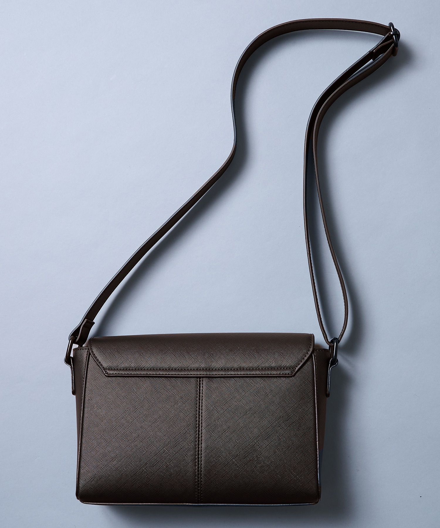 〈新色｜限定11着〉Saffiano Leather Shoulder Bag