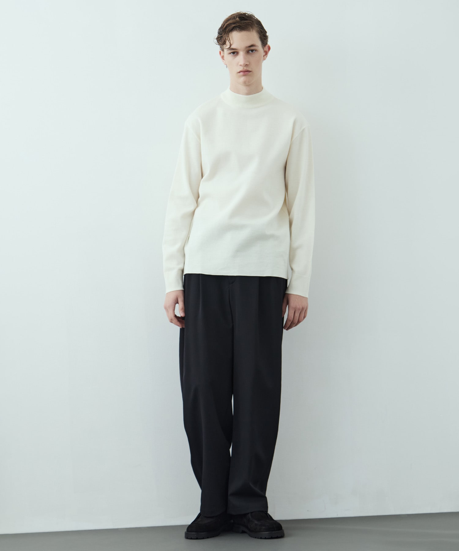 18Gウールミラノリブモックネックニット