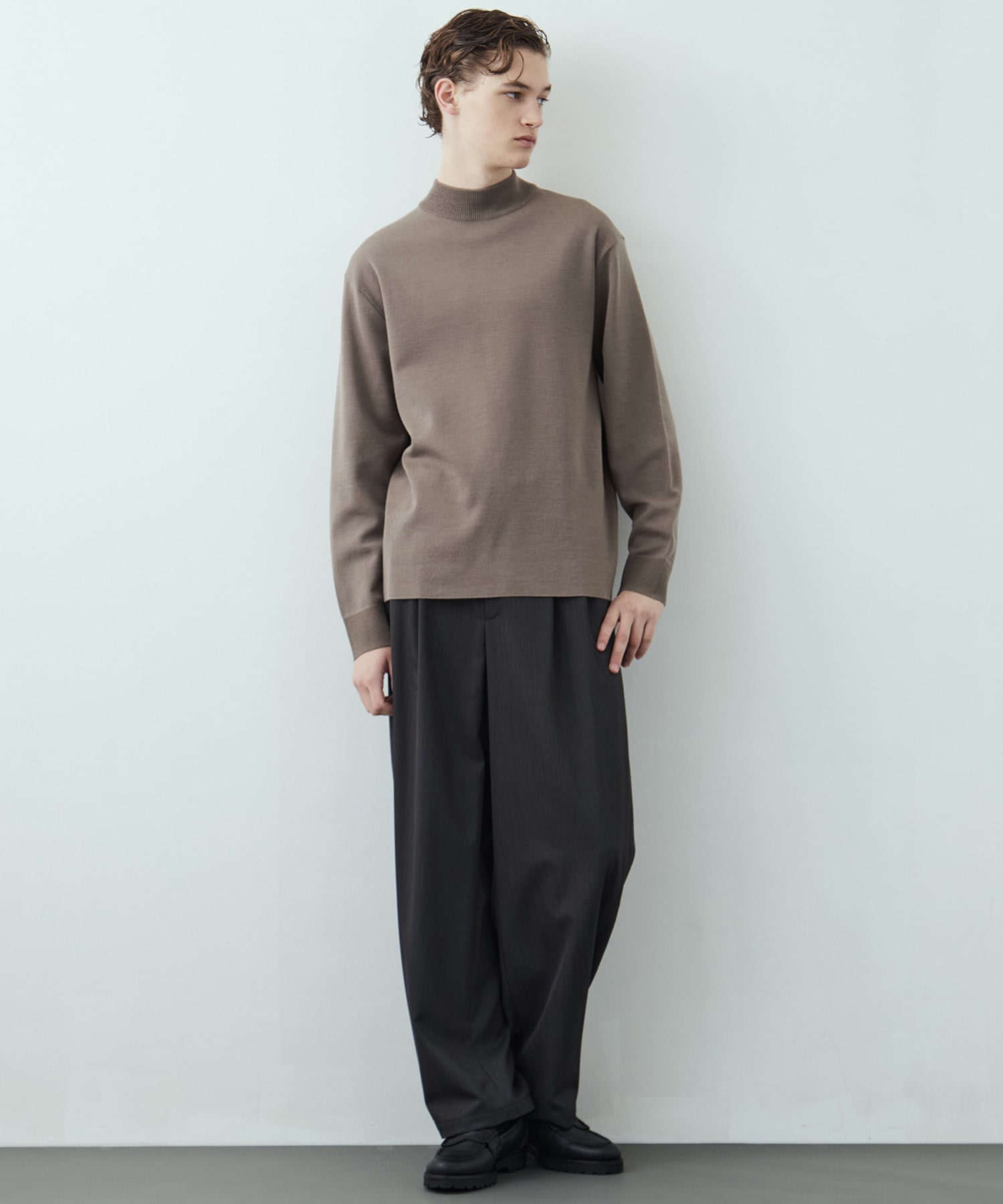 18Gウールミラノリブモックネックニット