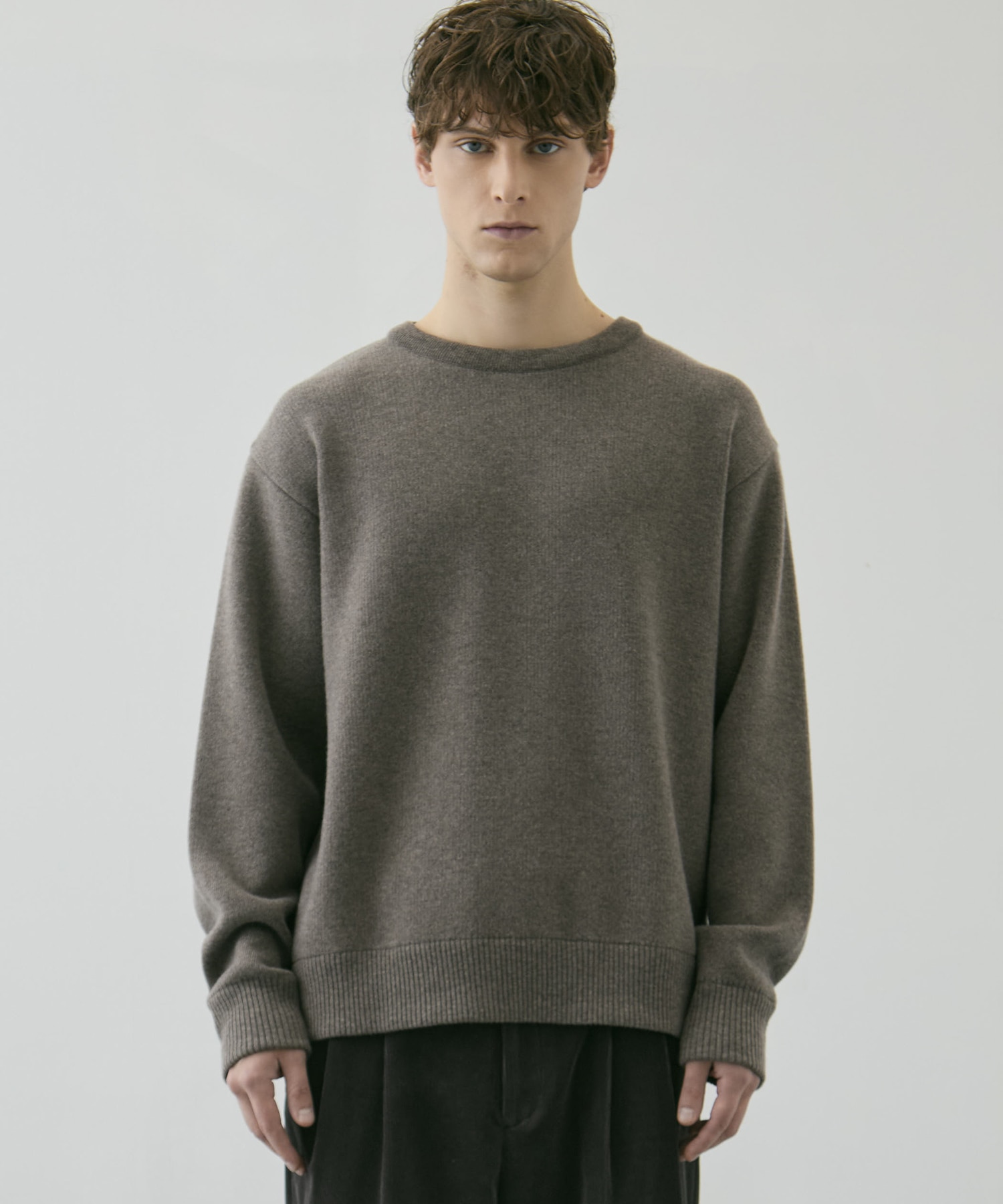 〈WEB限定｜先行予約〉CASHMERE クルーネックニット