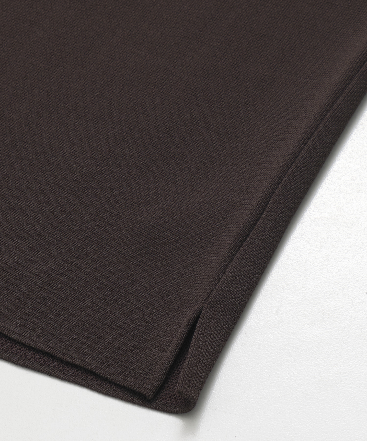 〈WEB限定〉SILVER WOOL MOCK NECK KNIT