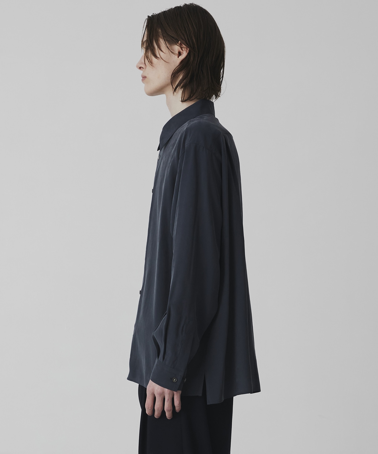 〈2026SS｜WEB限定〉フィブリルレーヨン リラックスシャツ