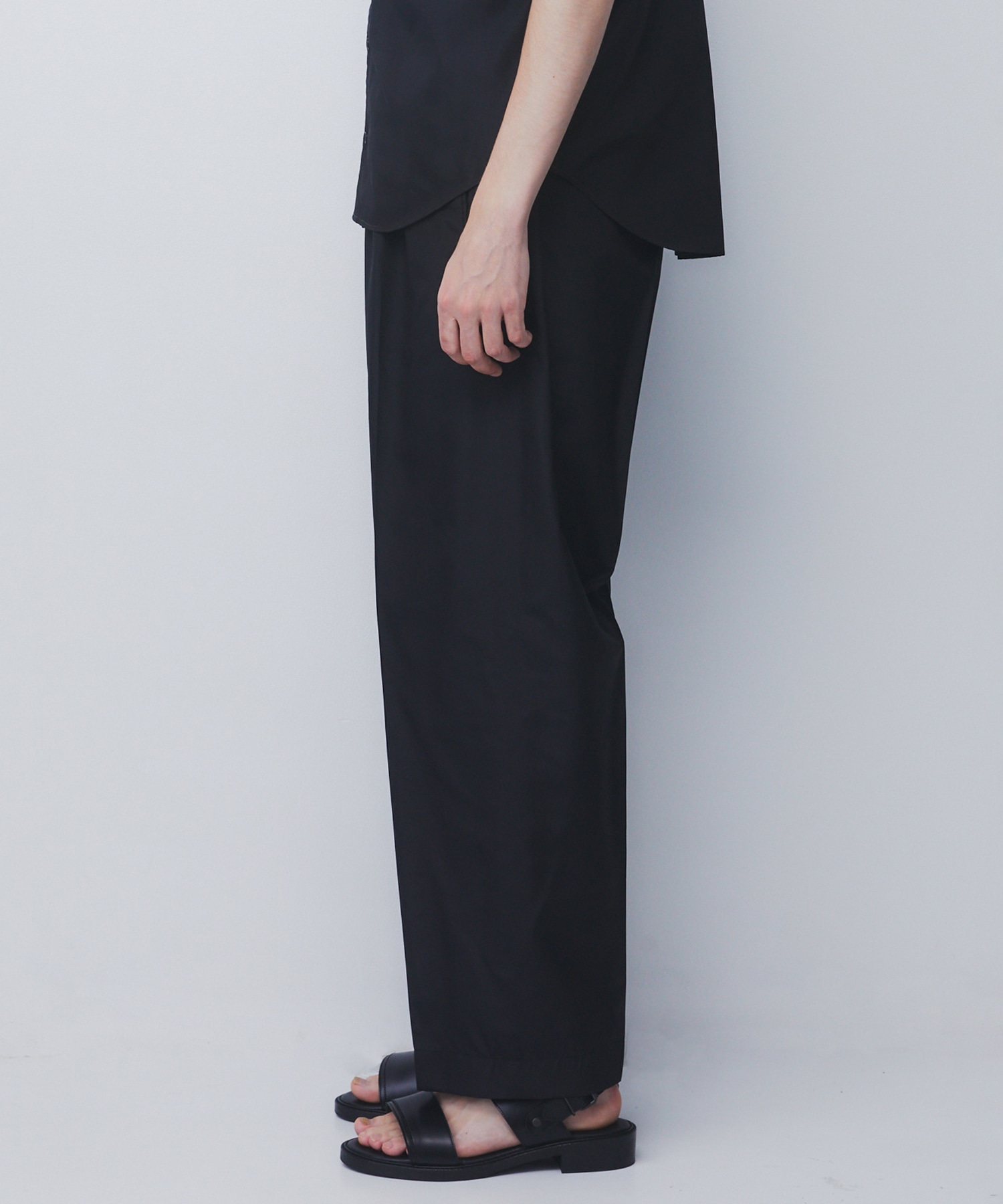 DRY SILK TAFFETA SEAMLESS PANTS