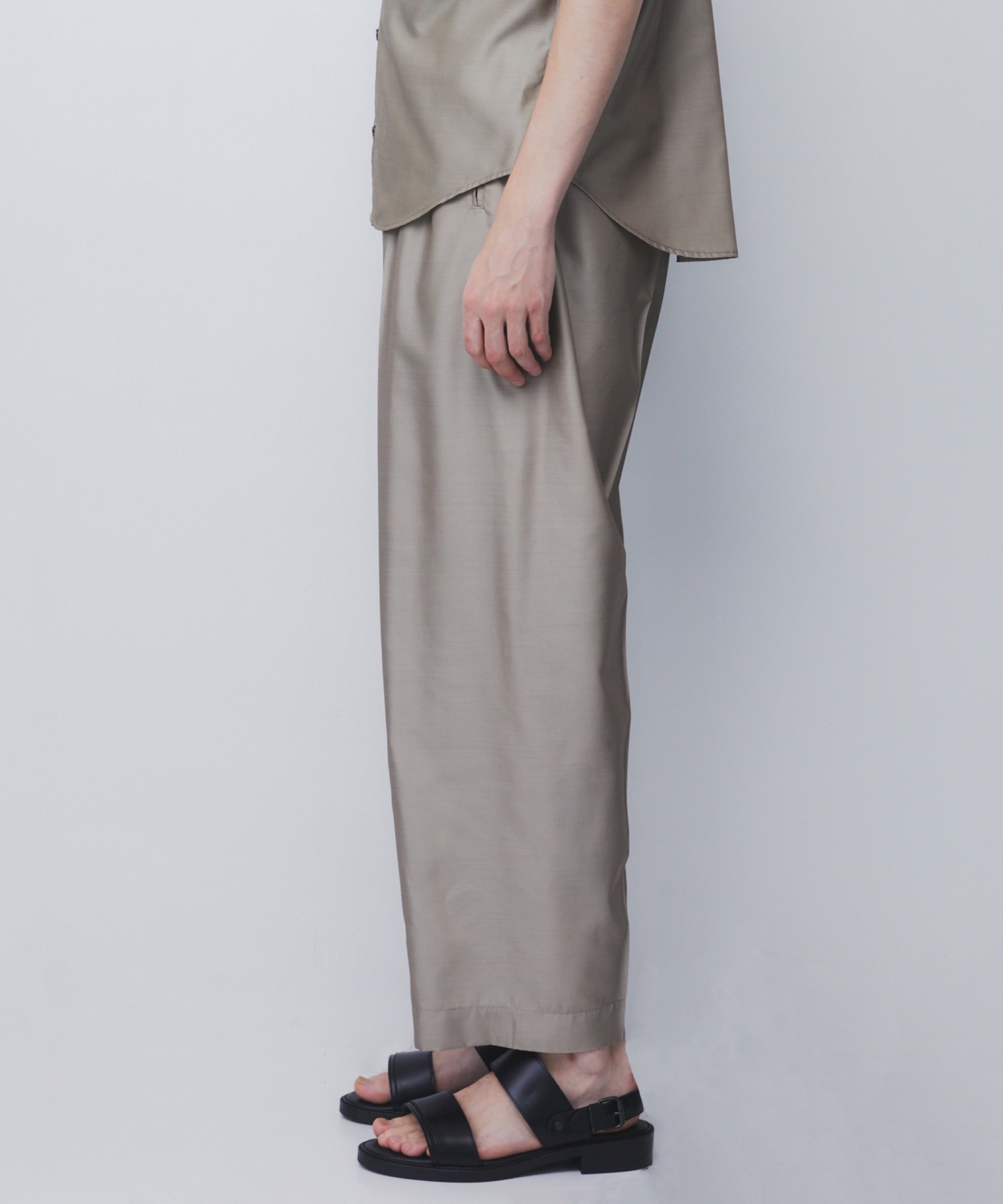 DRY SILK TAFFETA SEAMLESS PANTS