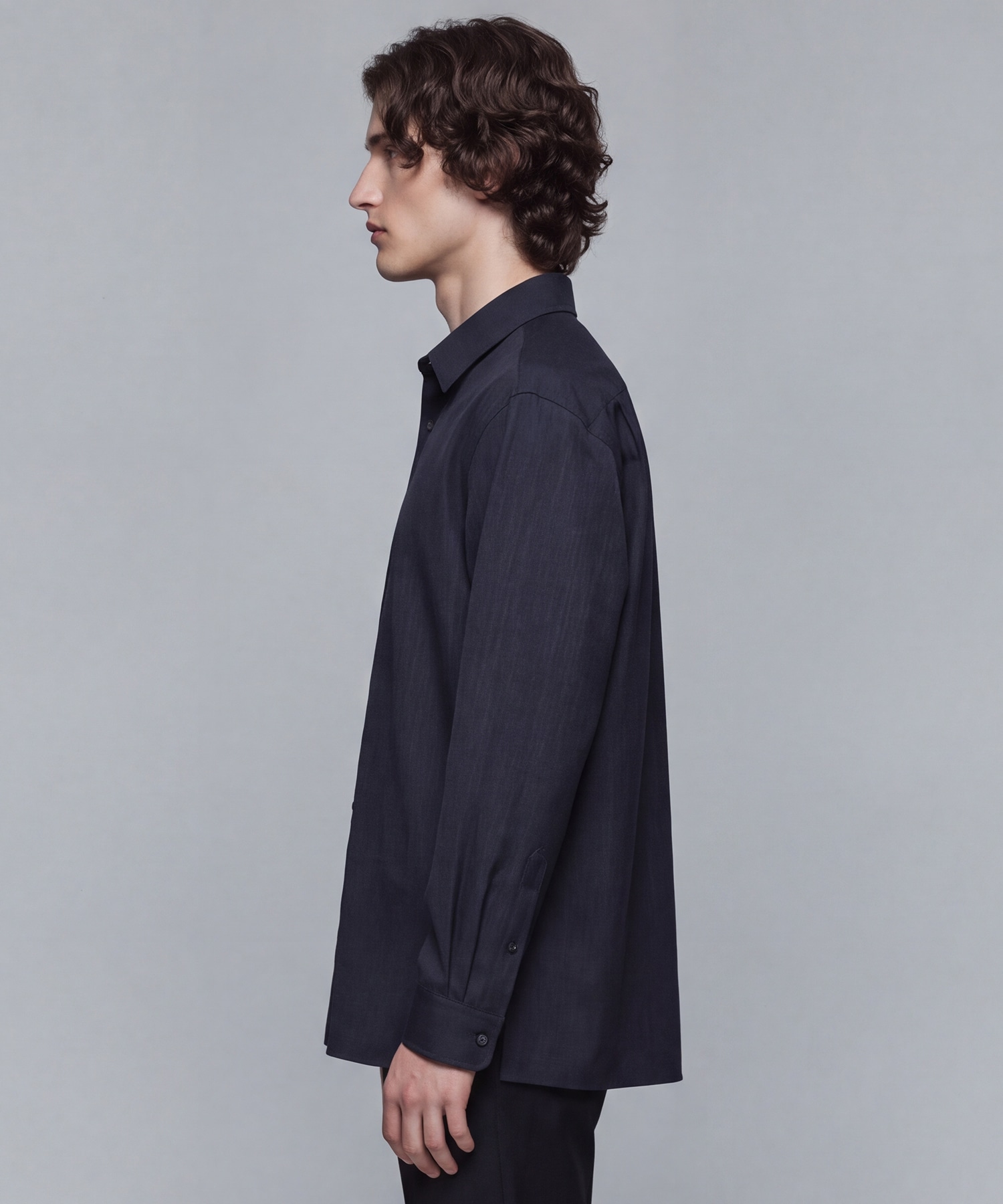 〈WEB限定〉HYBRID WOOL リラックスシャツ