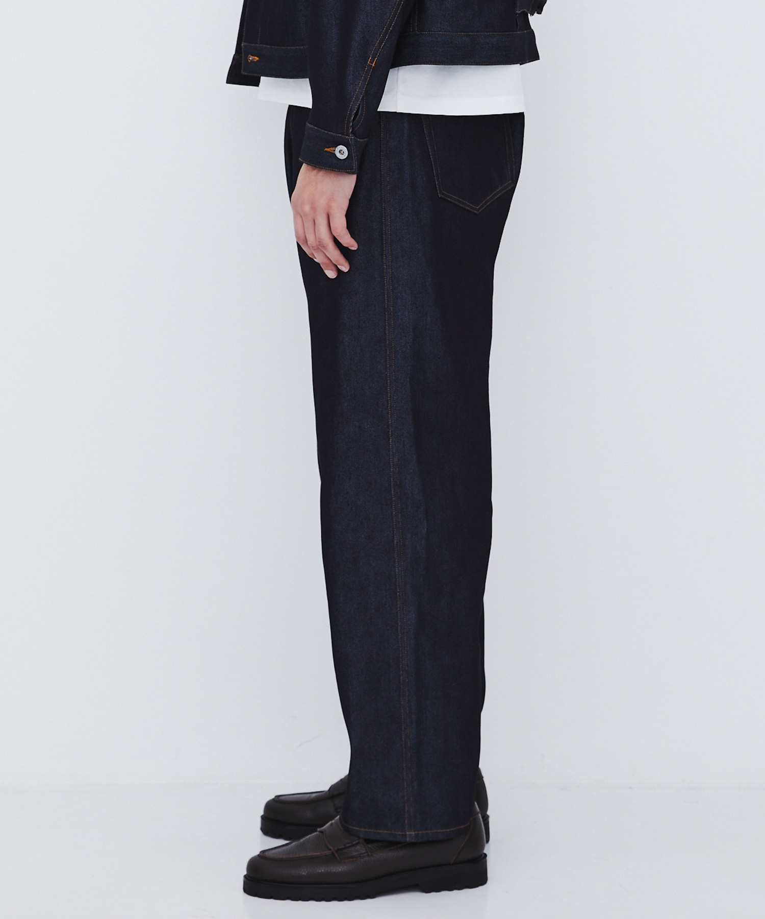 〈数量限定〉TYPEZ SILK DENIM STRAIGHT PANTS