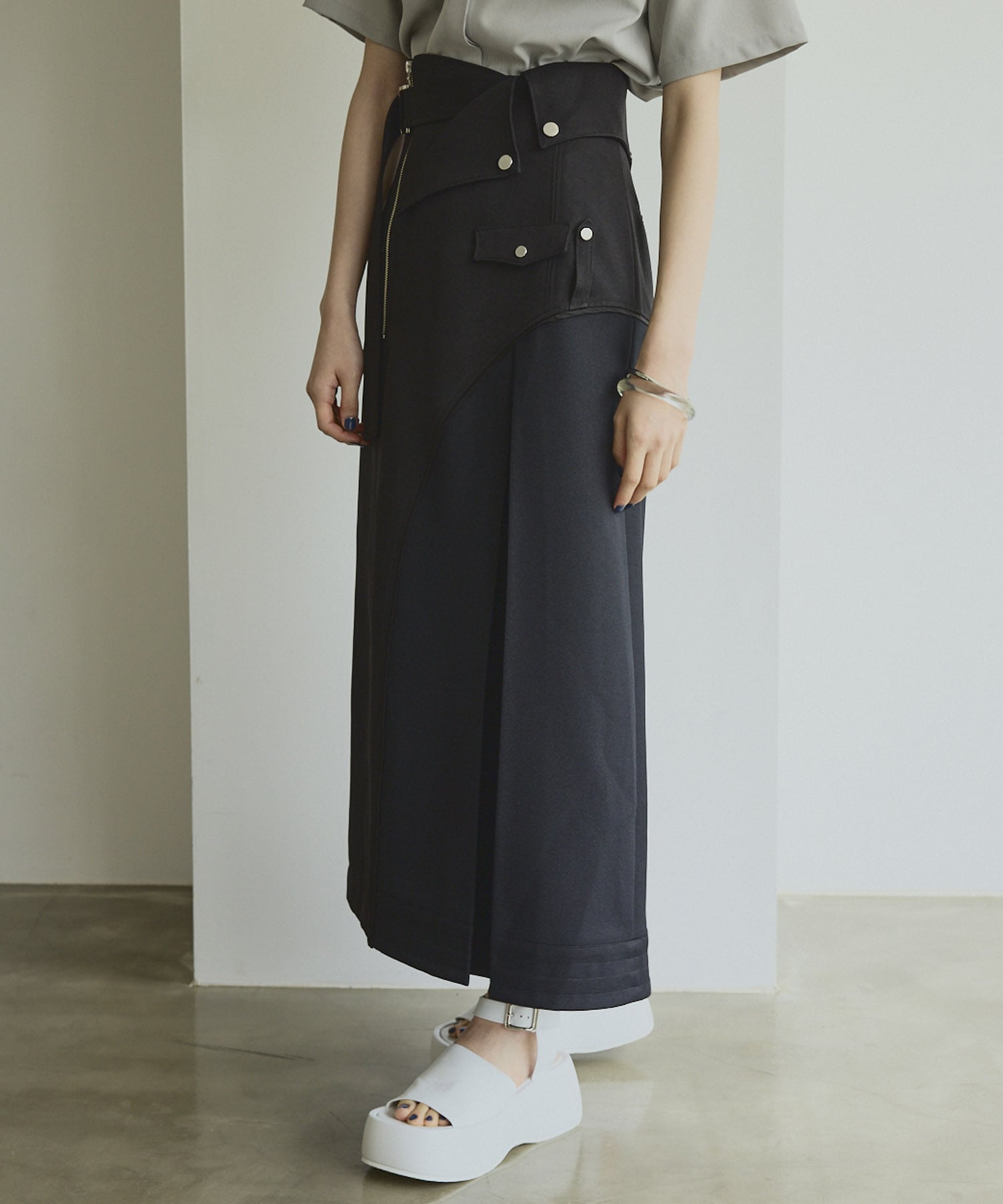 バイカーディテールスカート(1 BLACK): : ウィメンズ｜UNITED TOKYO 