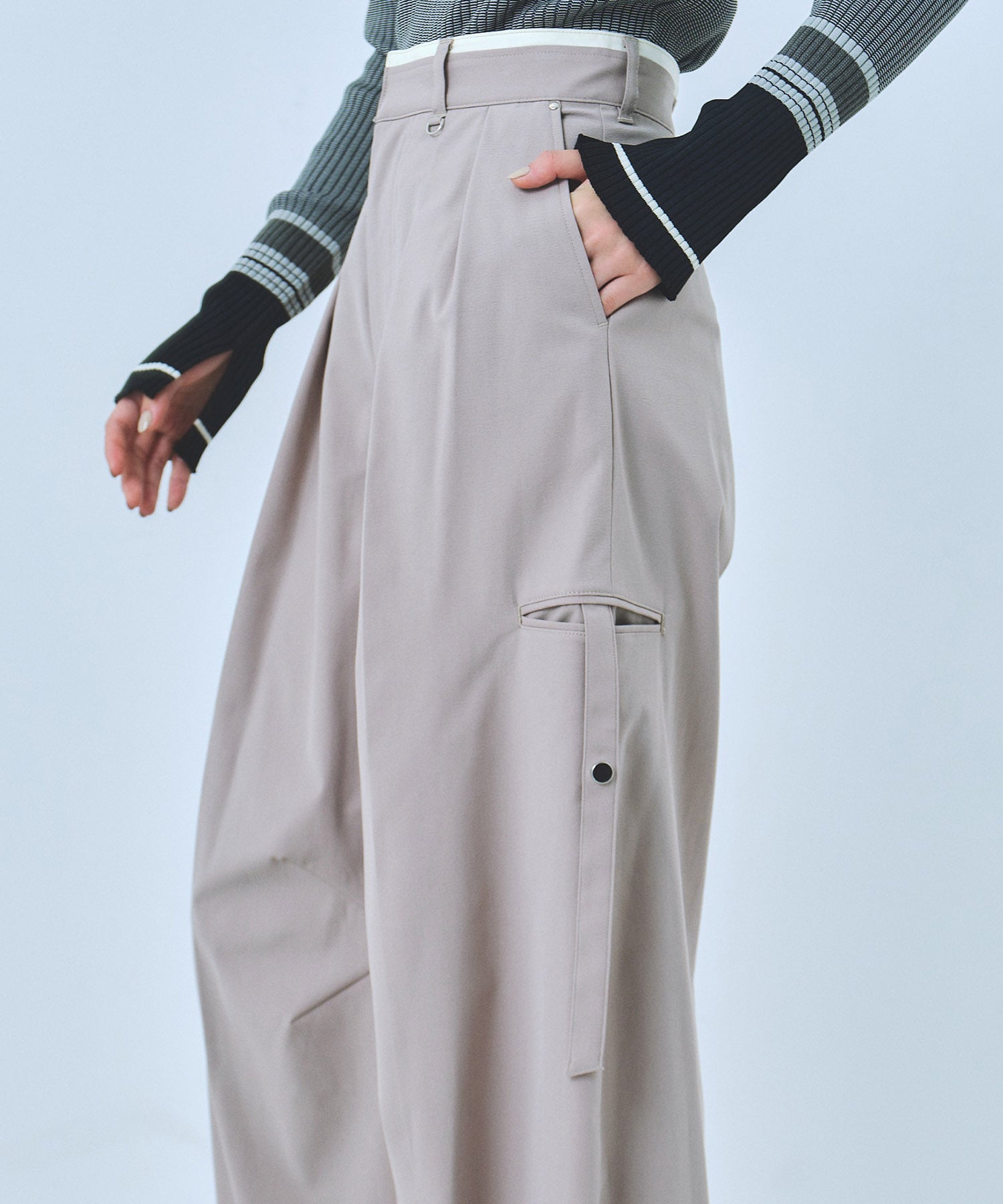 ダブルウエストコクーンパンツ