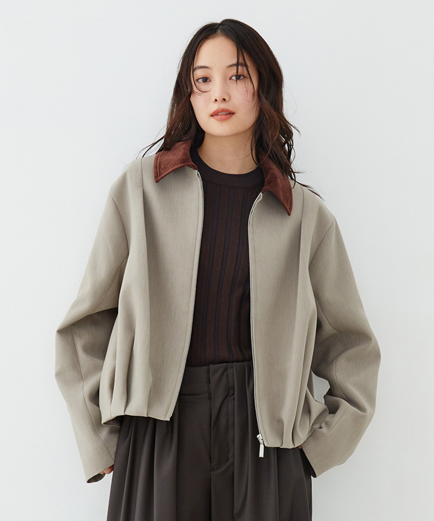 バックベルトタックブルゾン