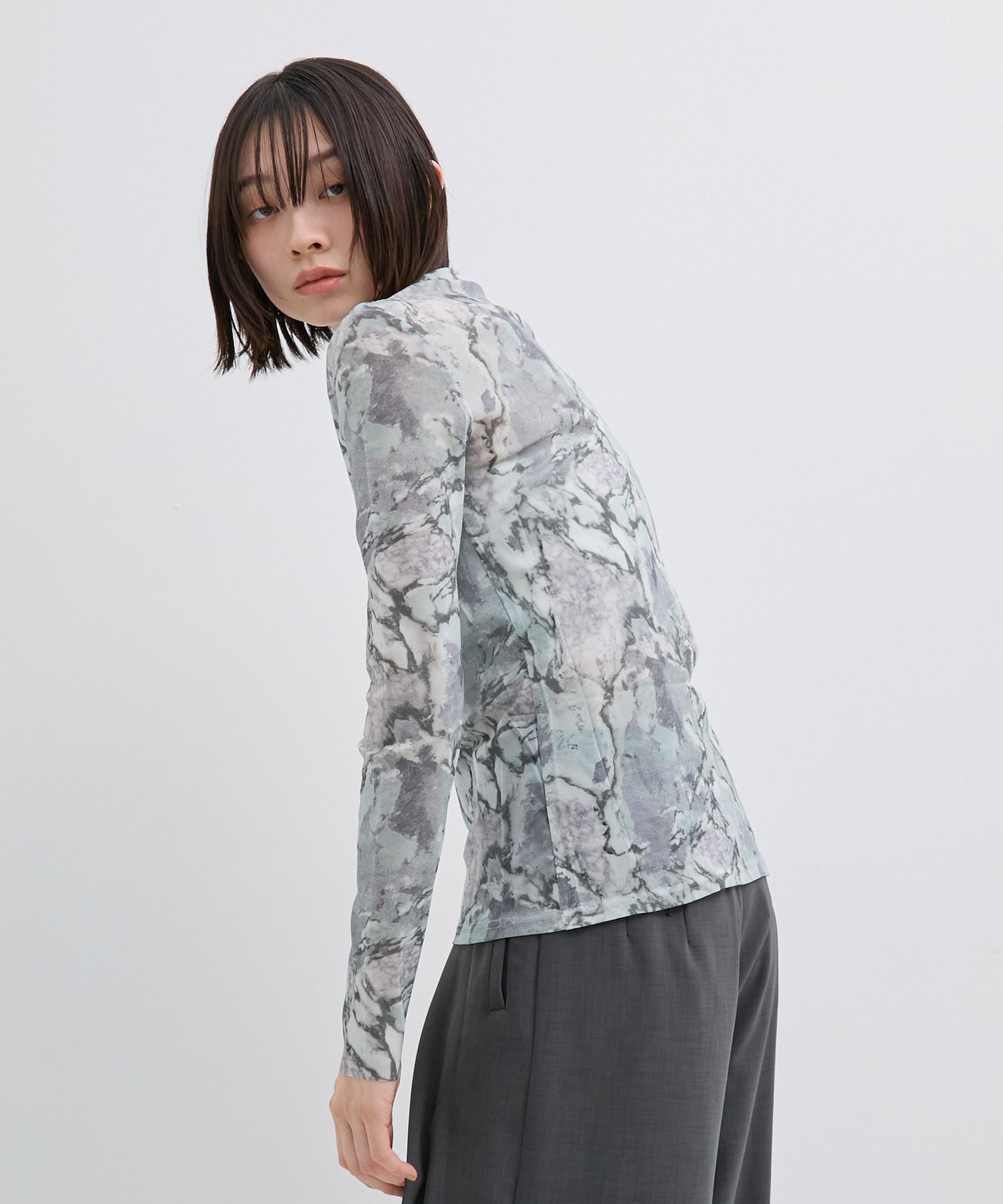 マーブルストーンシアープルオーバー