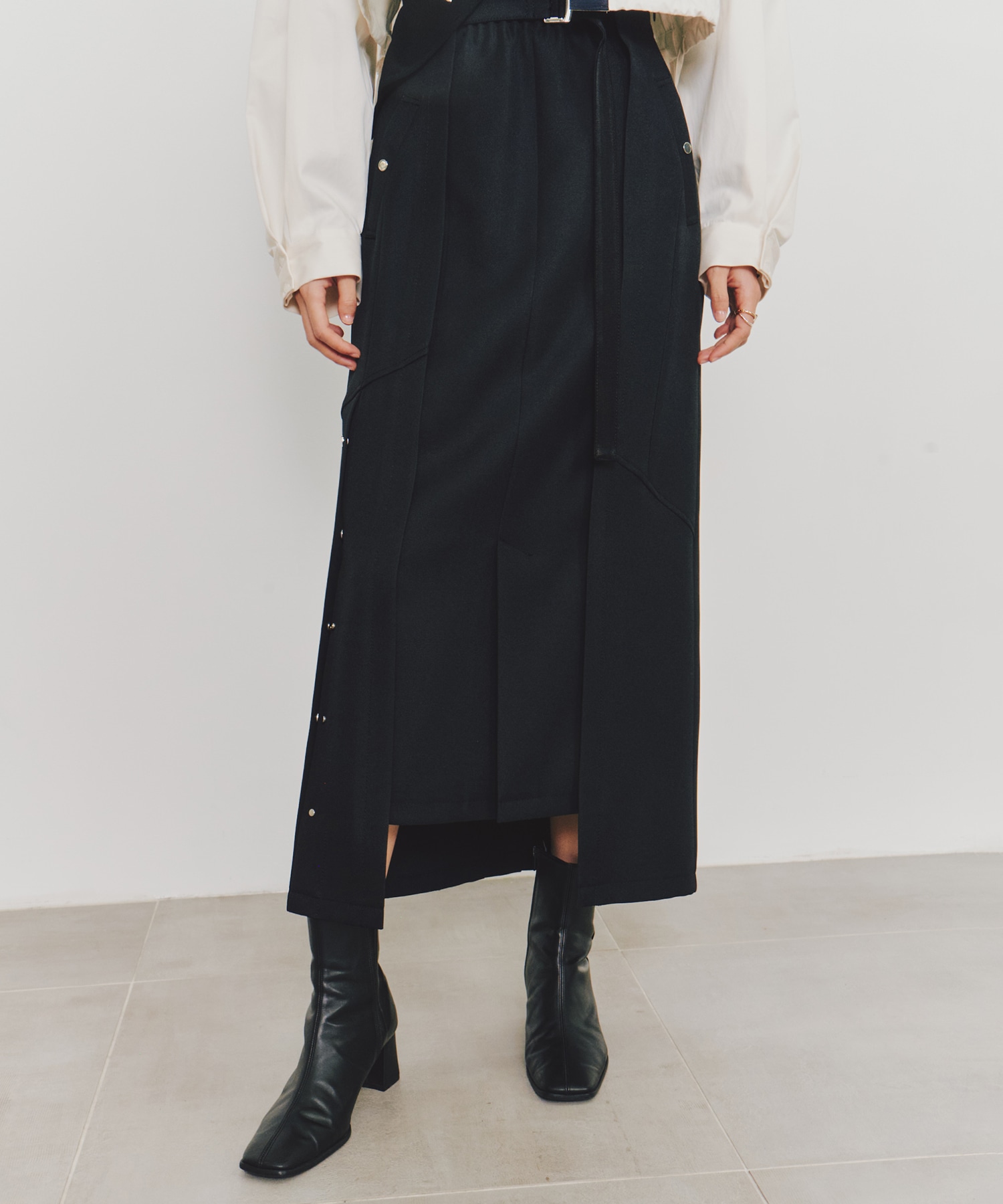 UNITED TOKYO タックゴムウエストタイトスカート navy UNITED タック