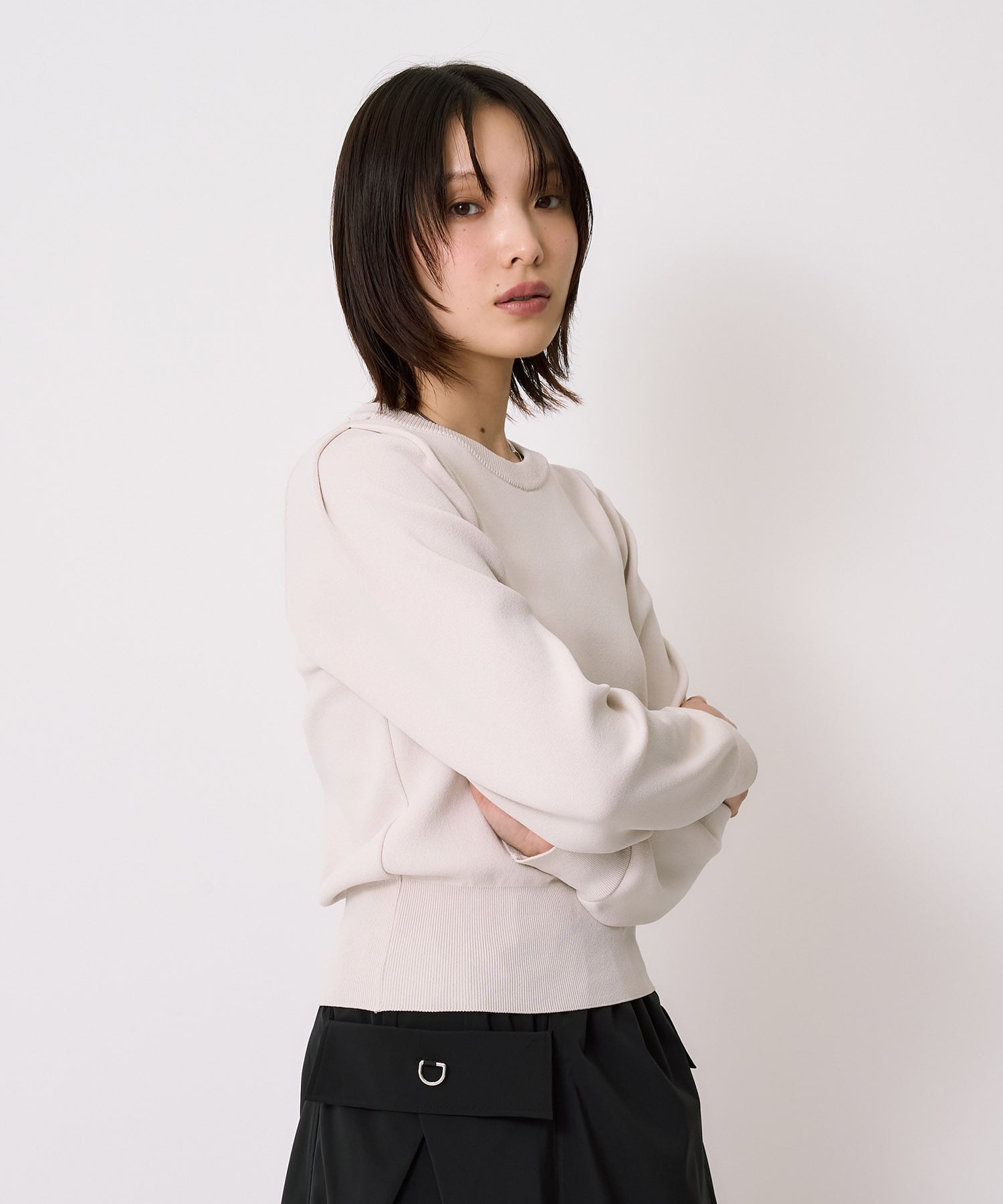 ショルダータックニットトップス