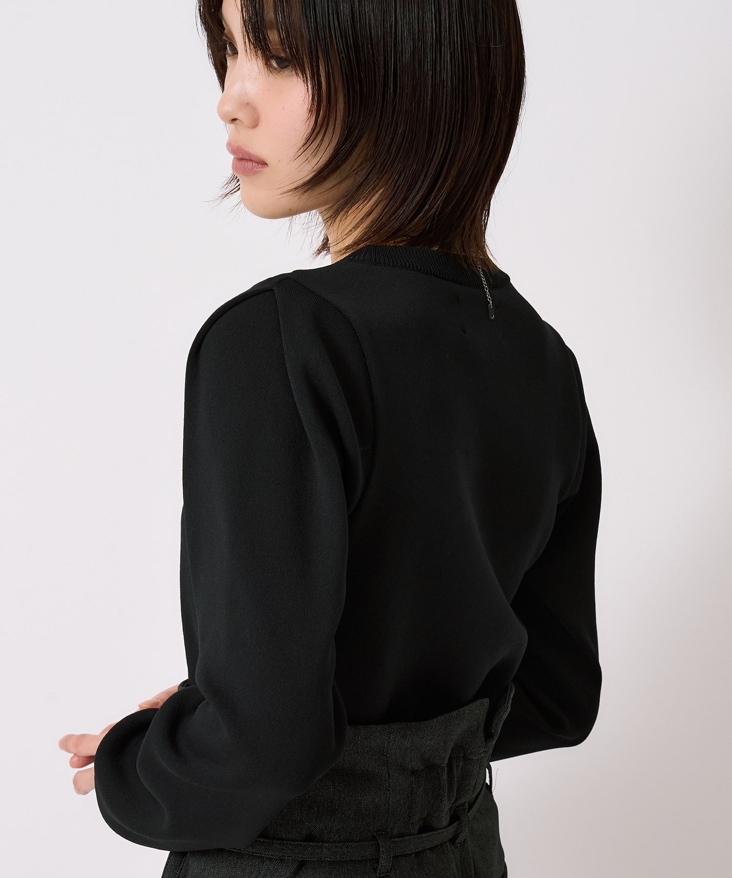 ショルダータックニットトップス