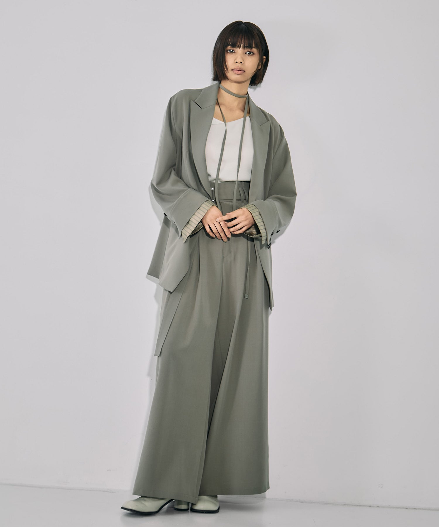セットアップ】ストリングクロスタックワイドパンツ(1 KHAKI