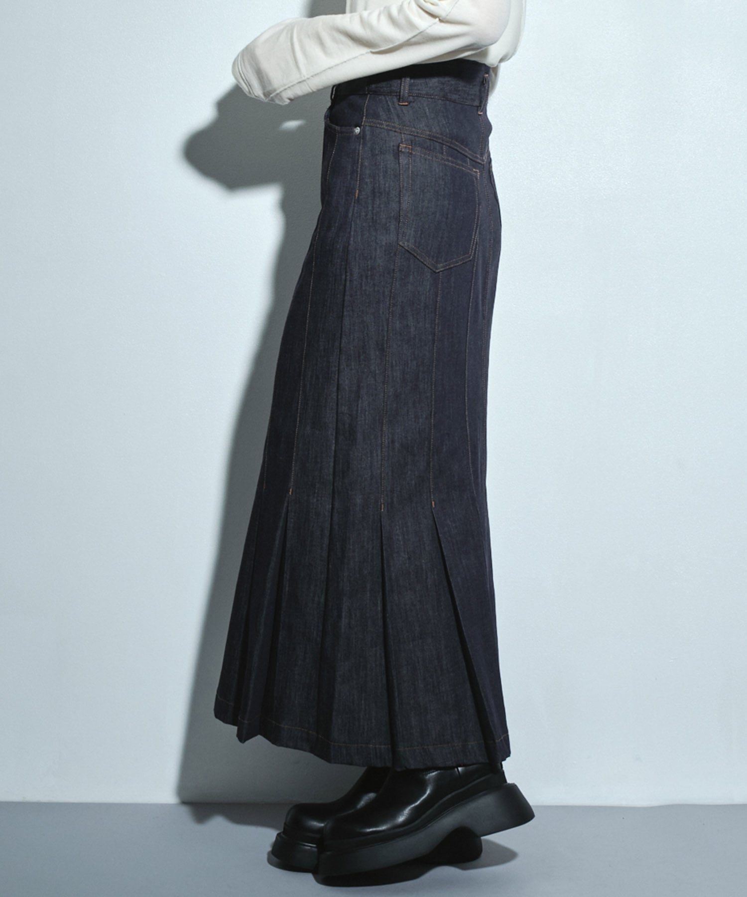 〈残りわずか〉ウォッシャブルステッチドデニムスカート