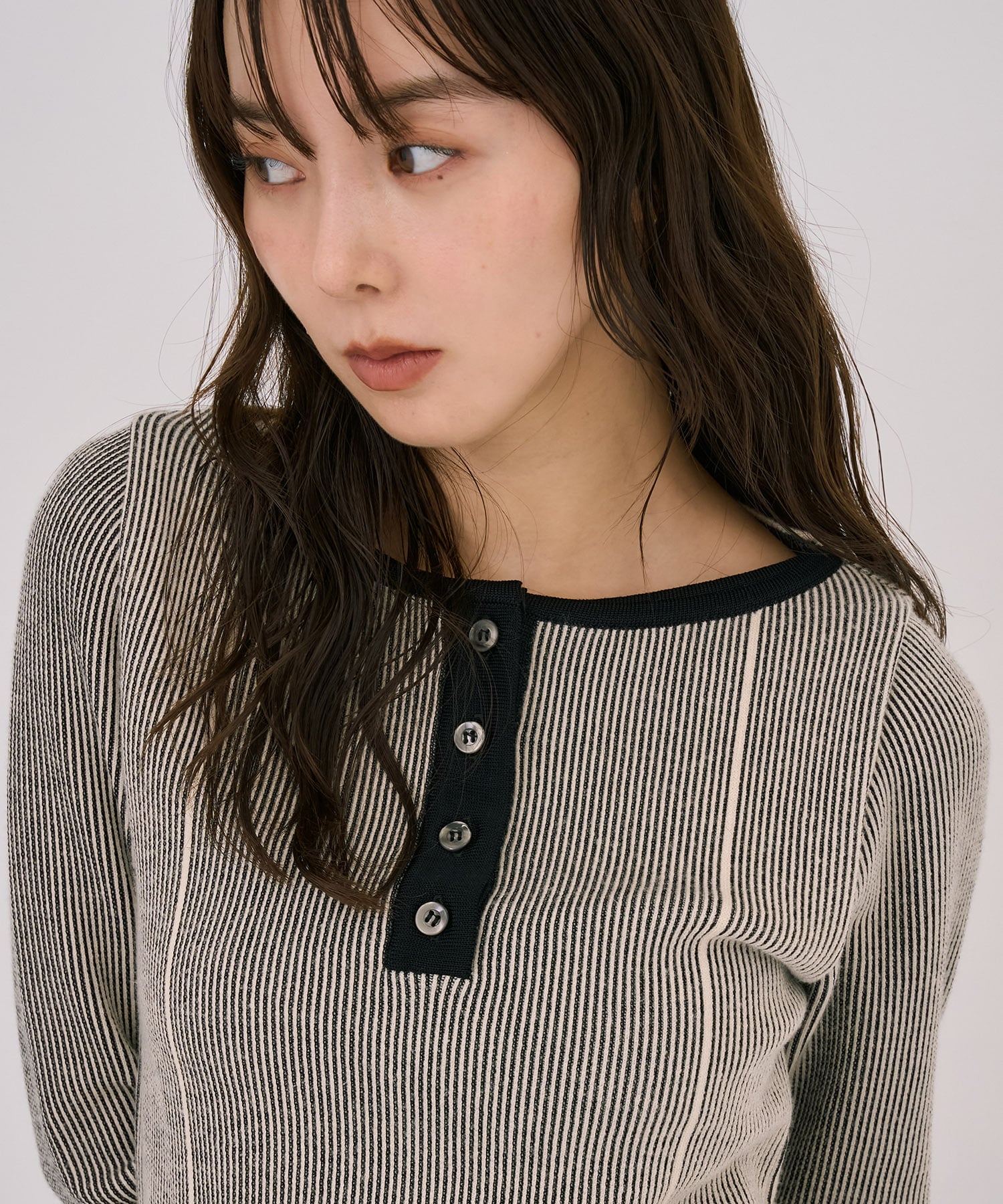 Wカラーレイヤーニット