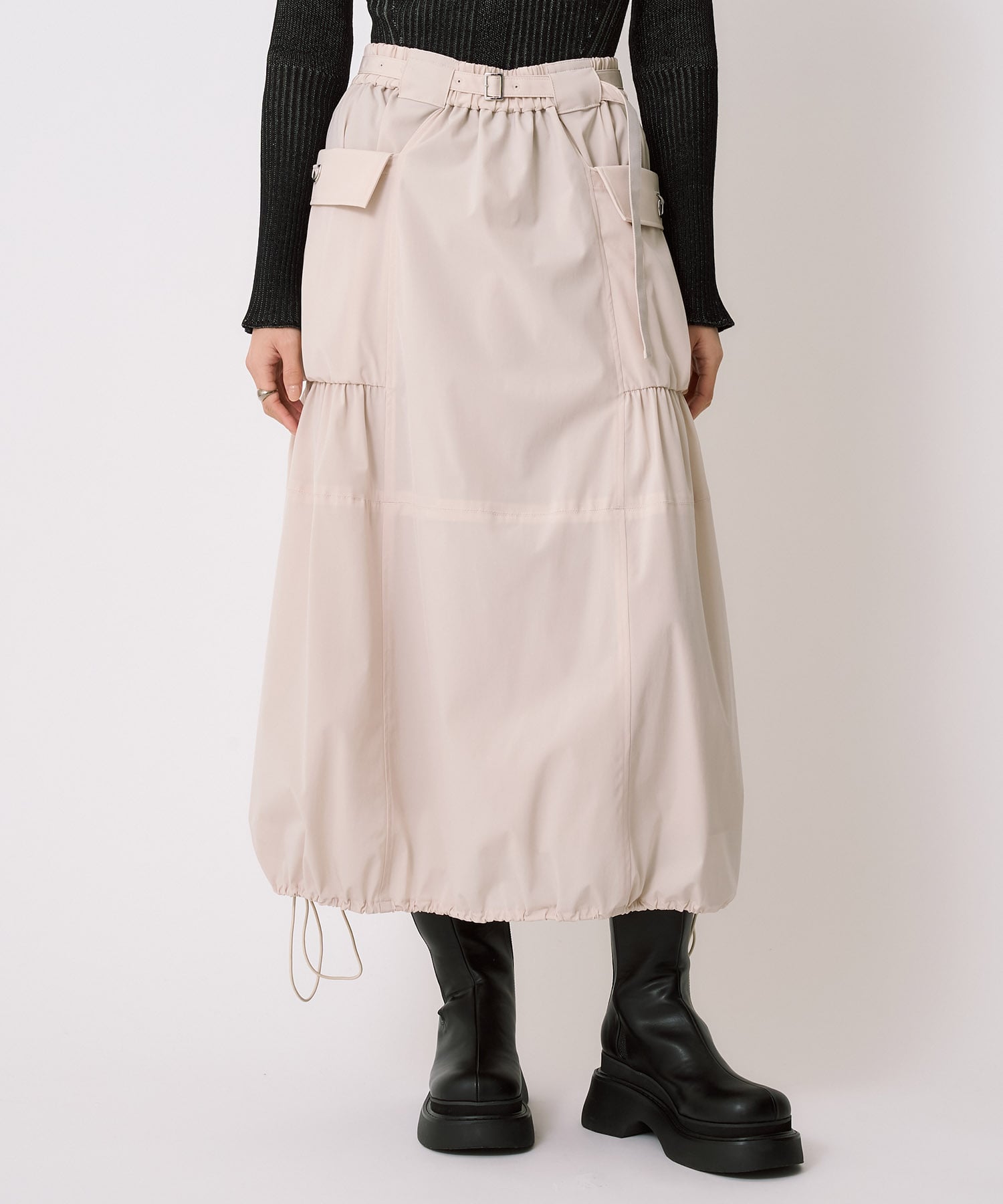 ドロストバルーンスカート