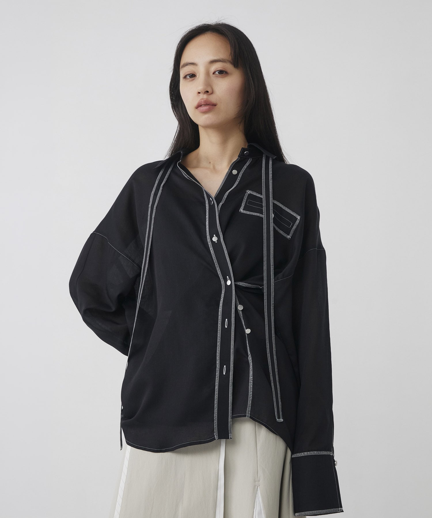 シアーデニムトリムシャツ