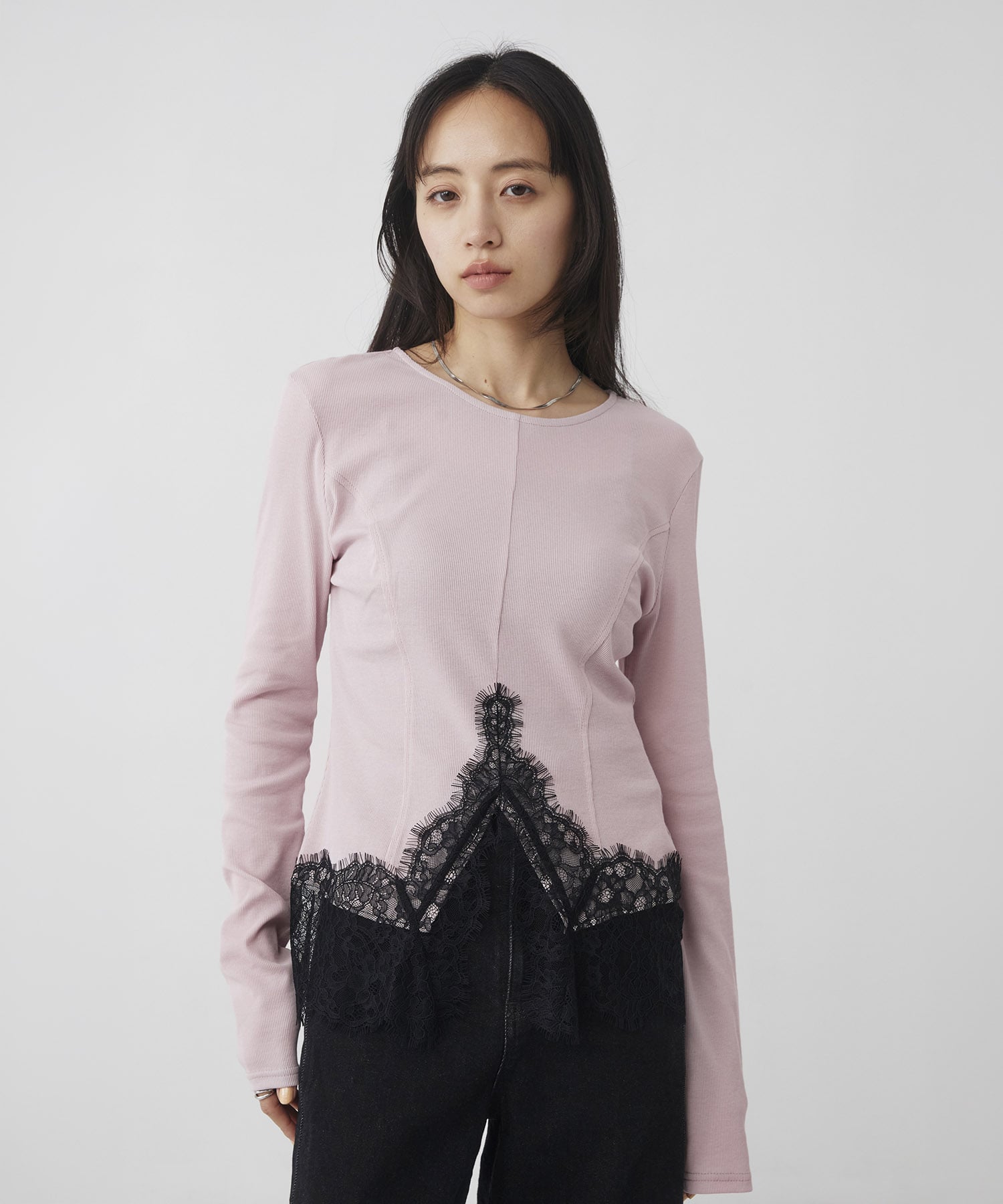 〈残りわずか〉レースヘムスリットカットプルオーバー