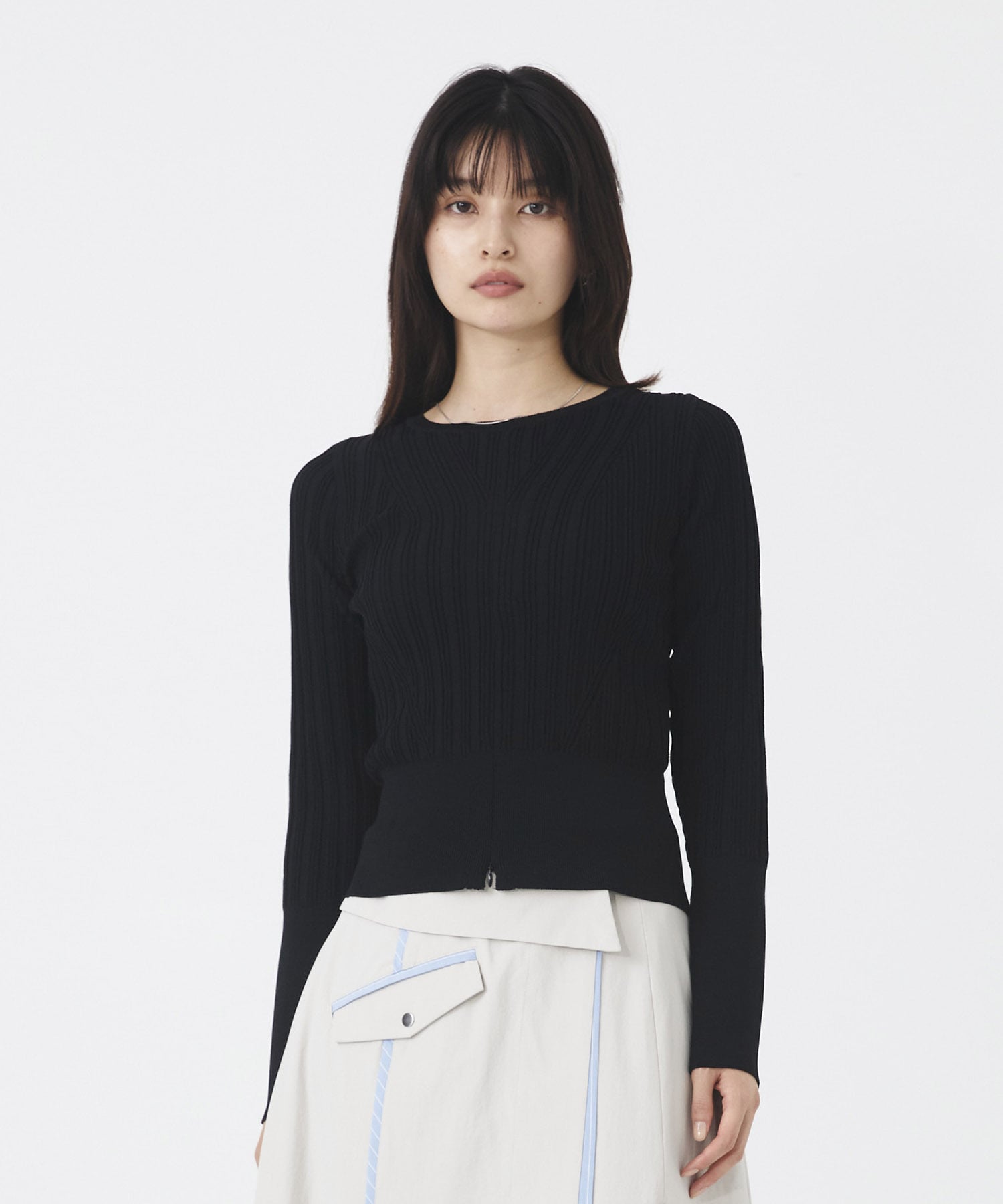 サーブルストレッチRIBニット