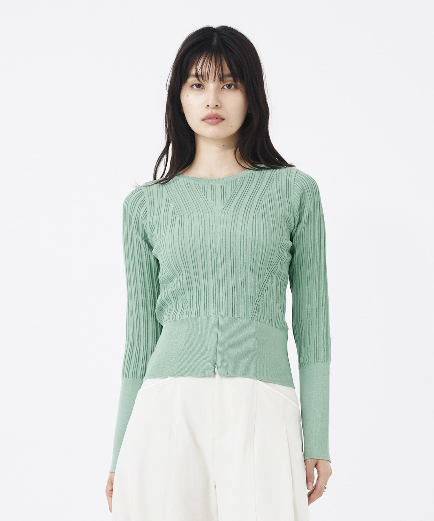 サーブルストレッチRIBニット