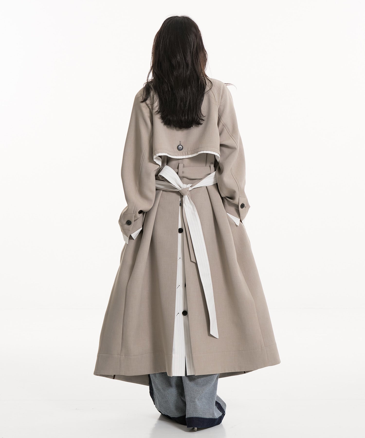 〈残りわずか〉レイヤーディテールトレンチコート