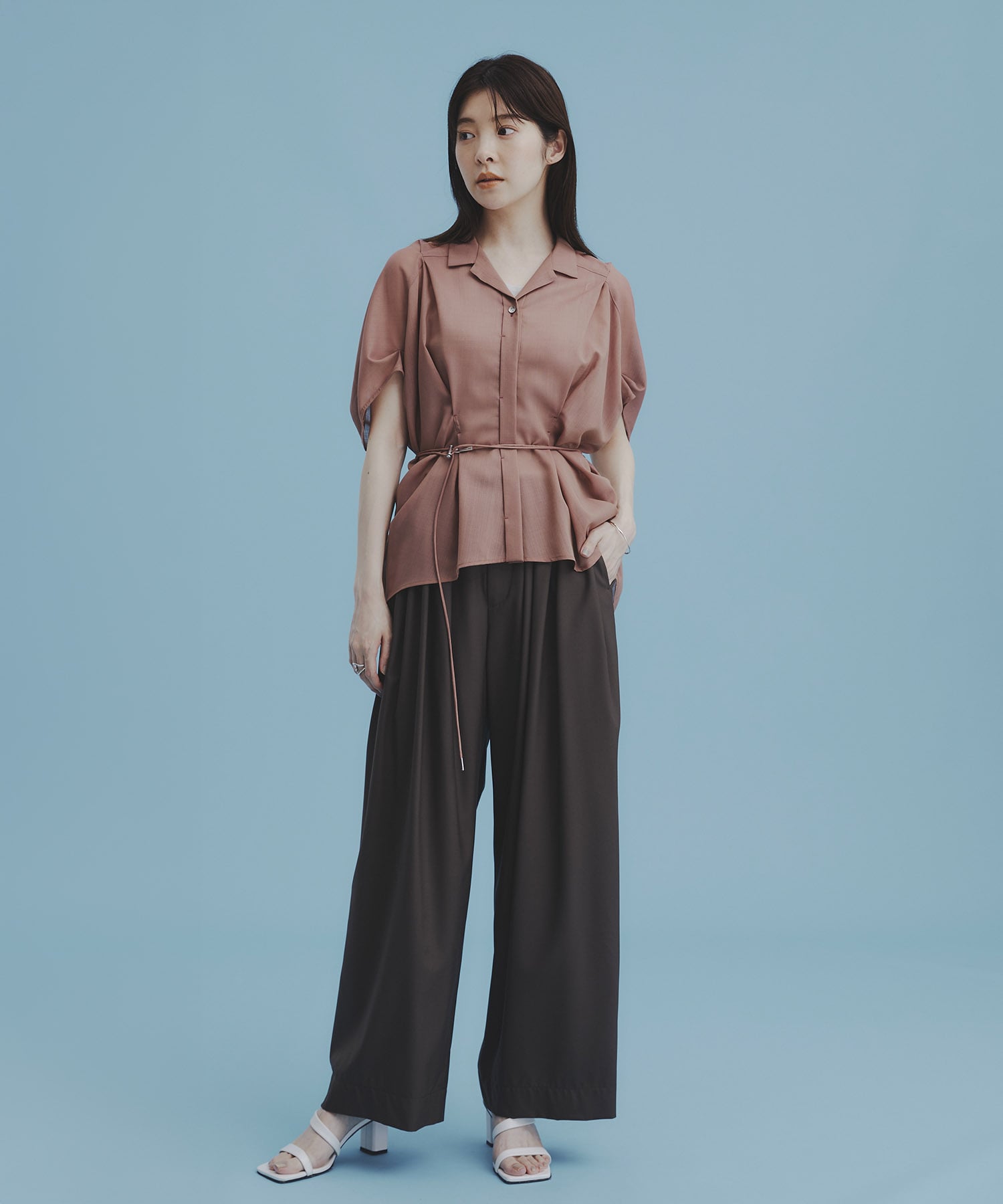 〈WEB限定カラー〉シャンブレーウールドルマンシャツ