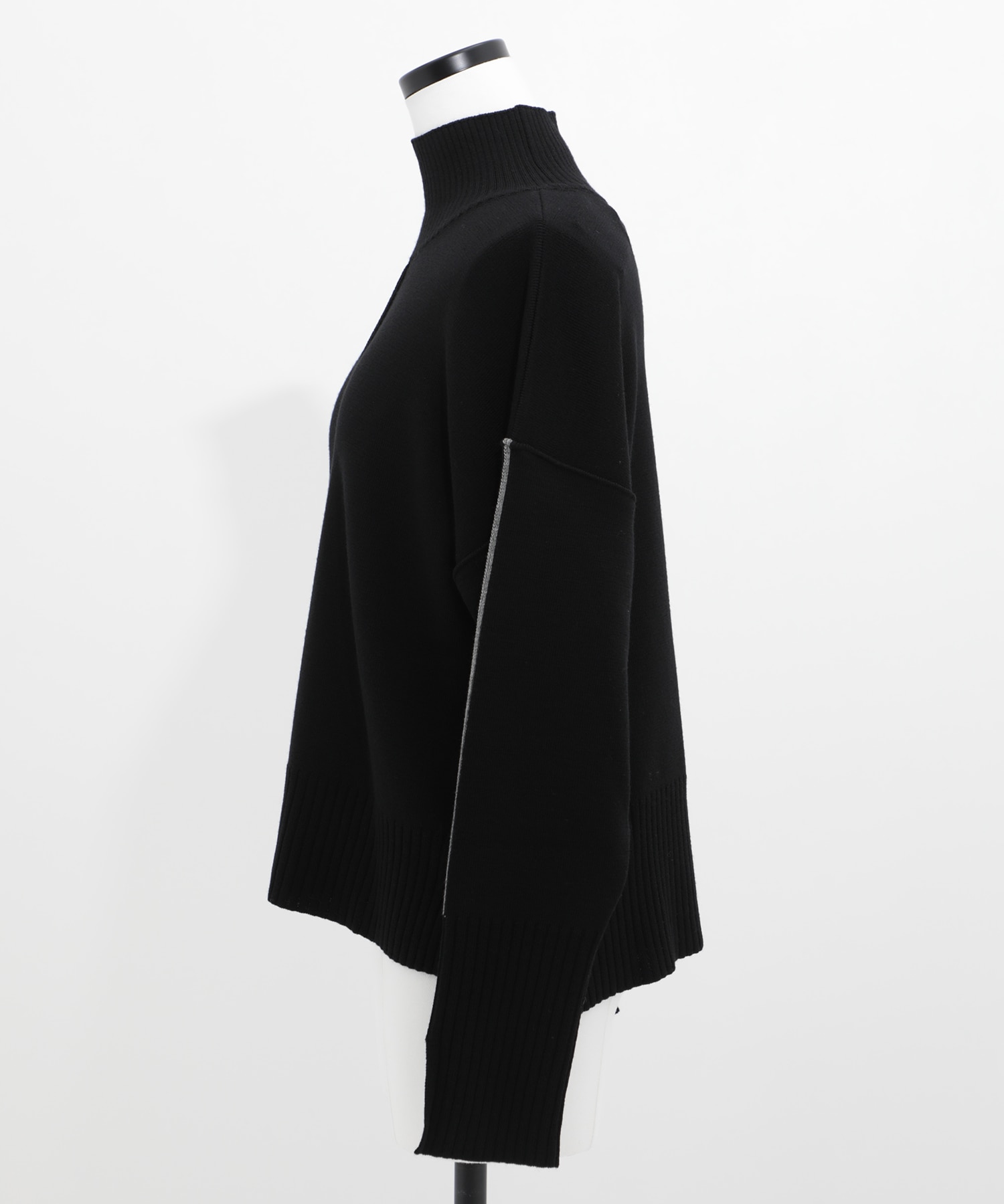 ウォッシャブルWOOLラインニット