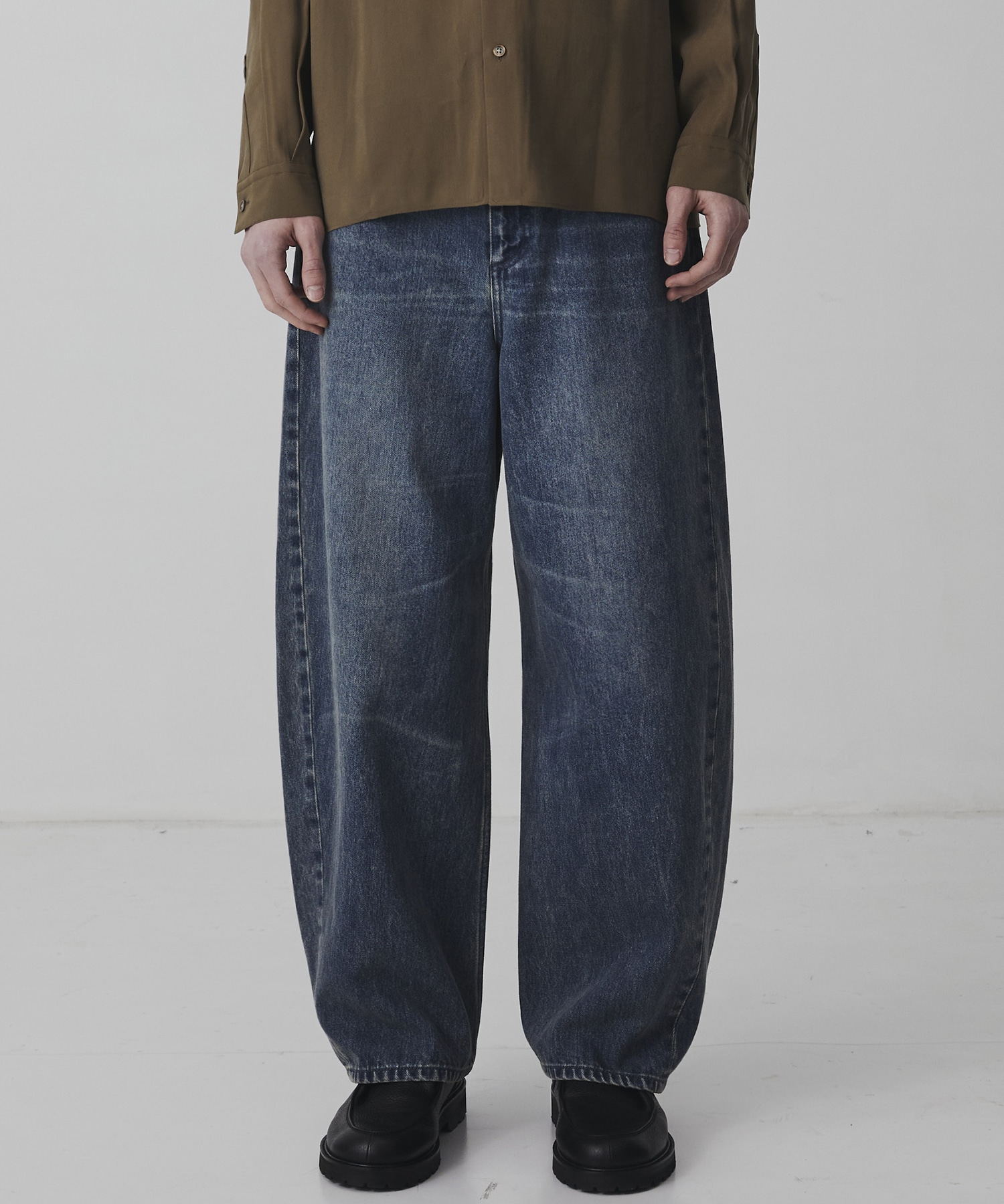 〈残りわずか｜再入荷なし〉オーバーダイ バレルデニムパンツ