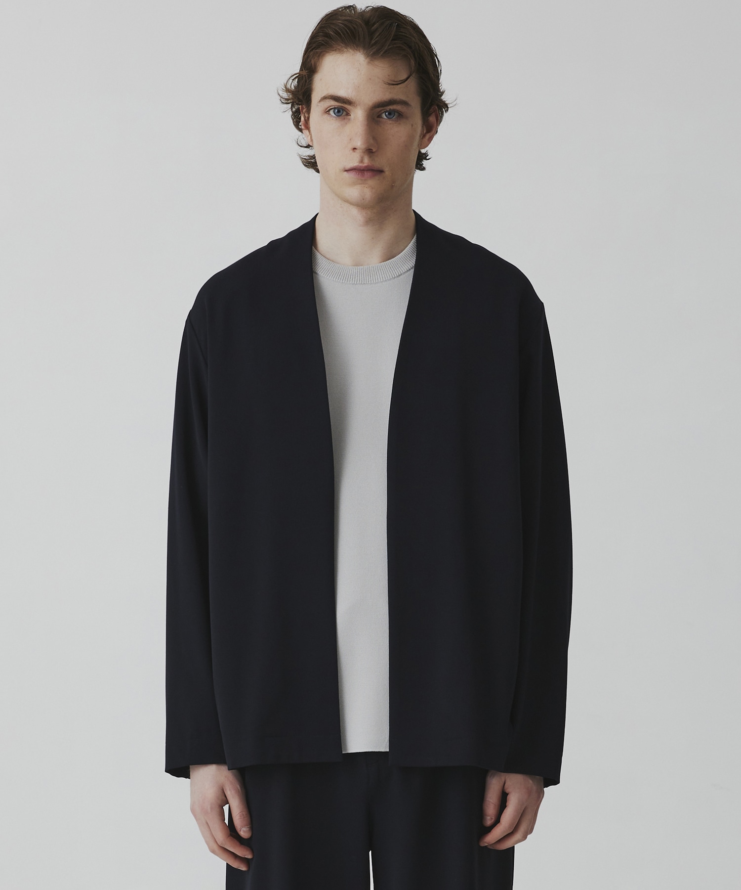 アウトラスト カーディガン