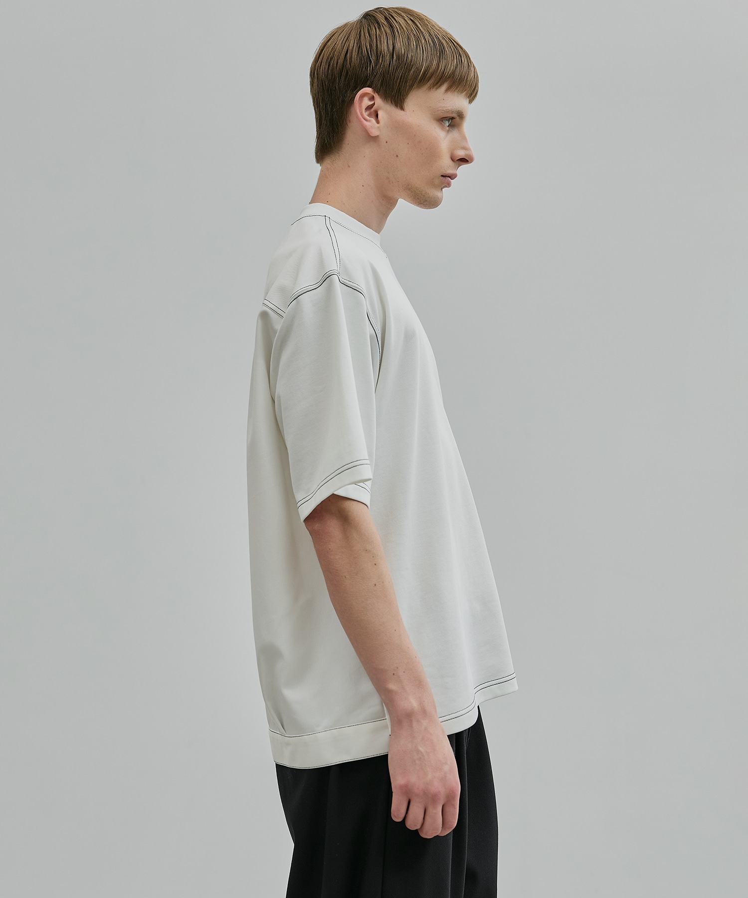 コントラストステッチドッキングTシャツ
