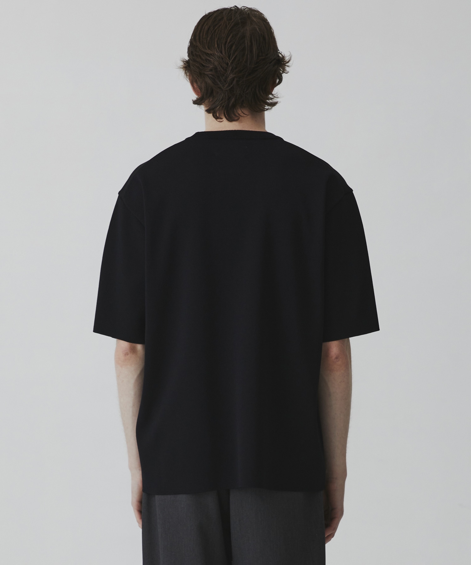 〈WEB限定｜先行予約〉18G サーブルストレッチクルーネックニットTEE